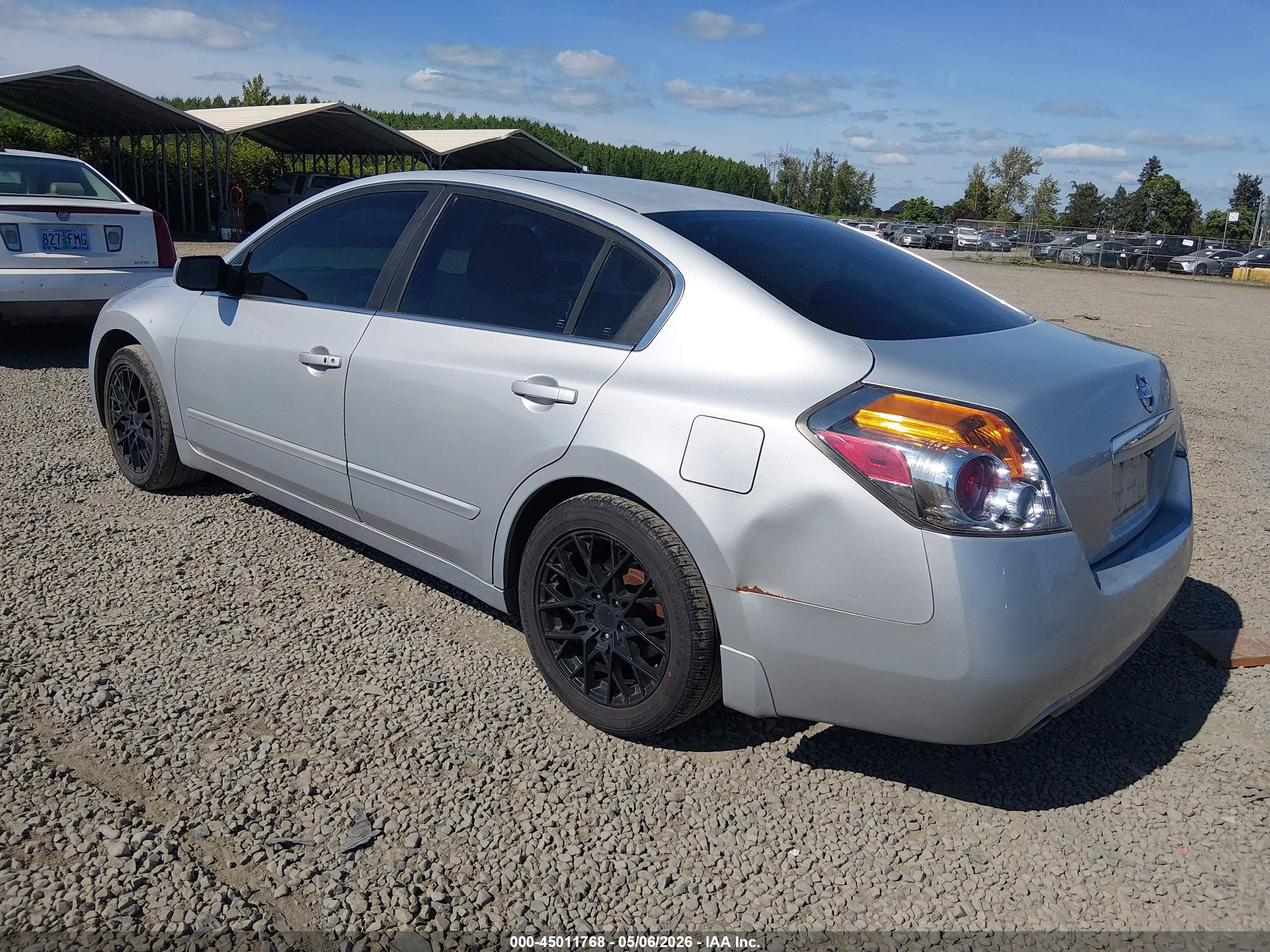 NISSAN ALTIMA image 3