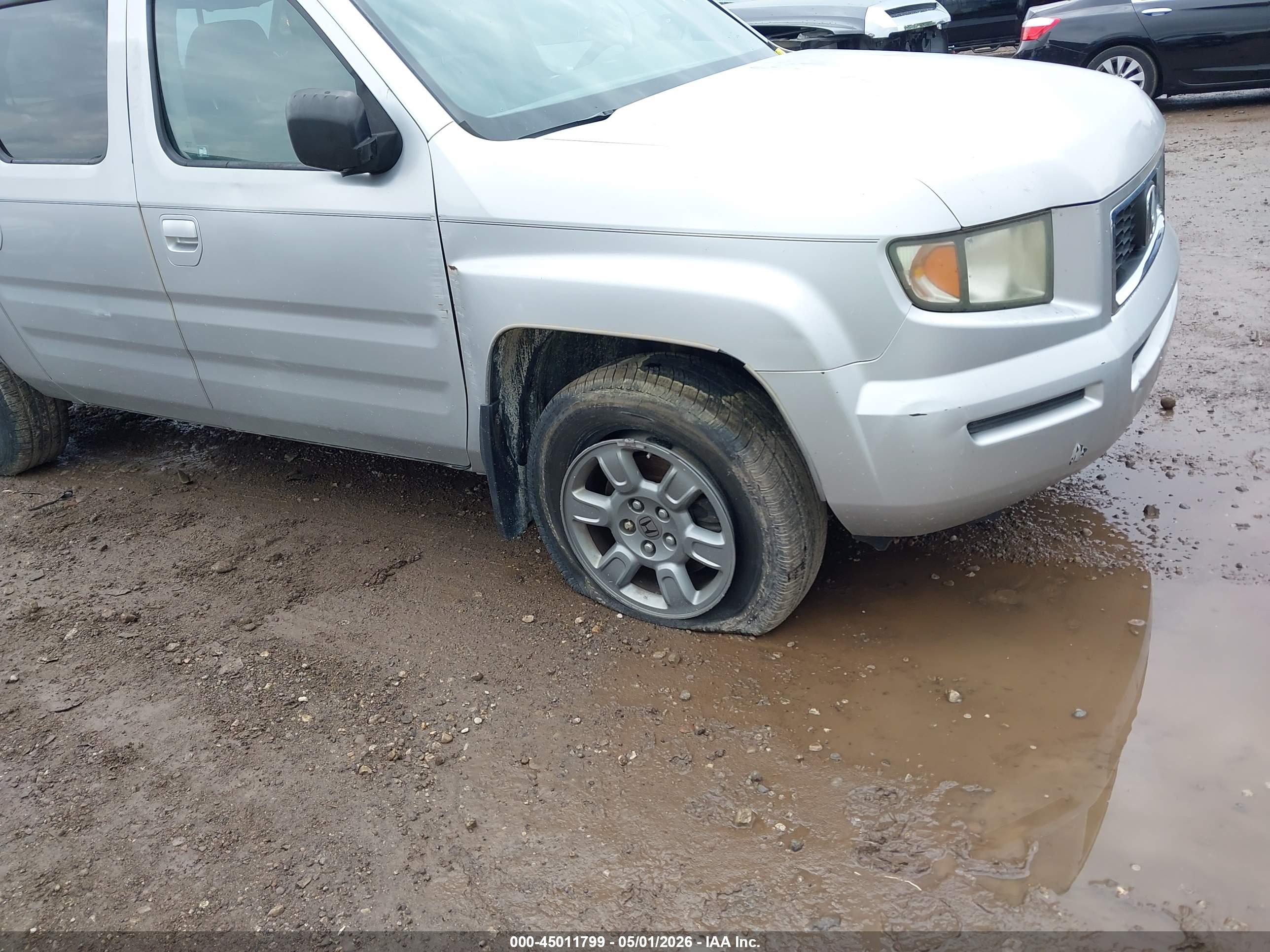HONDA RIDGELINE image 6