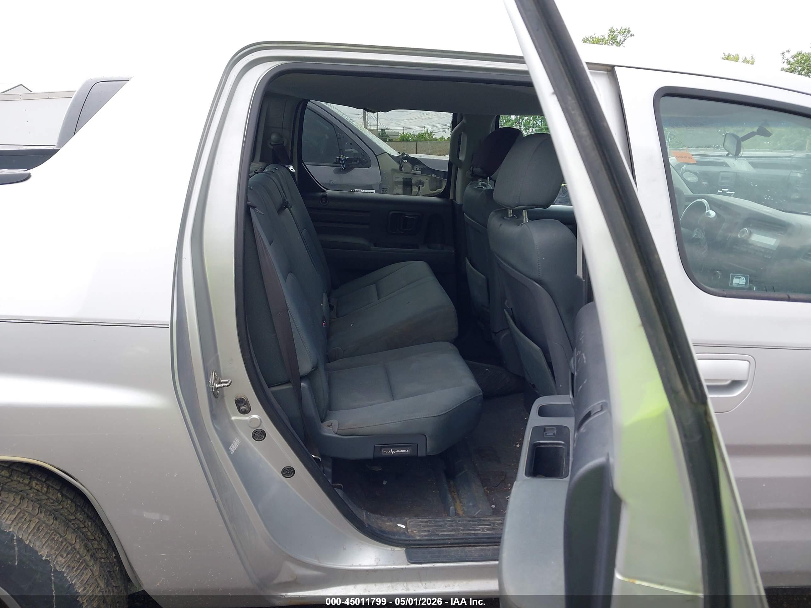 HONDA RIDGELINE image 8