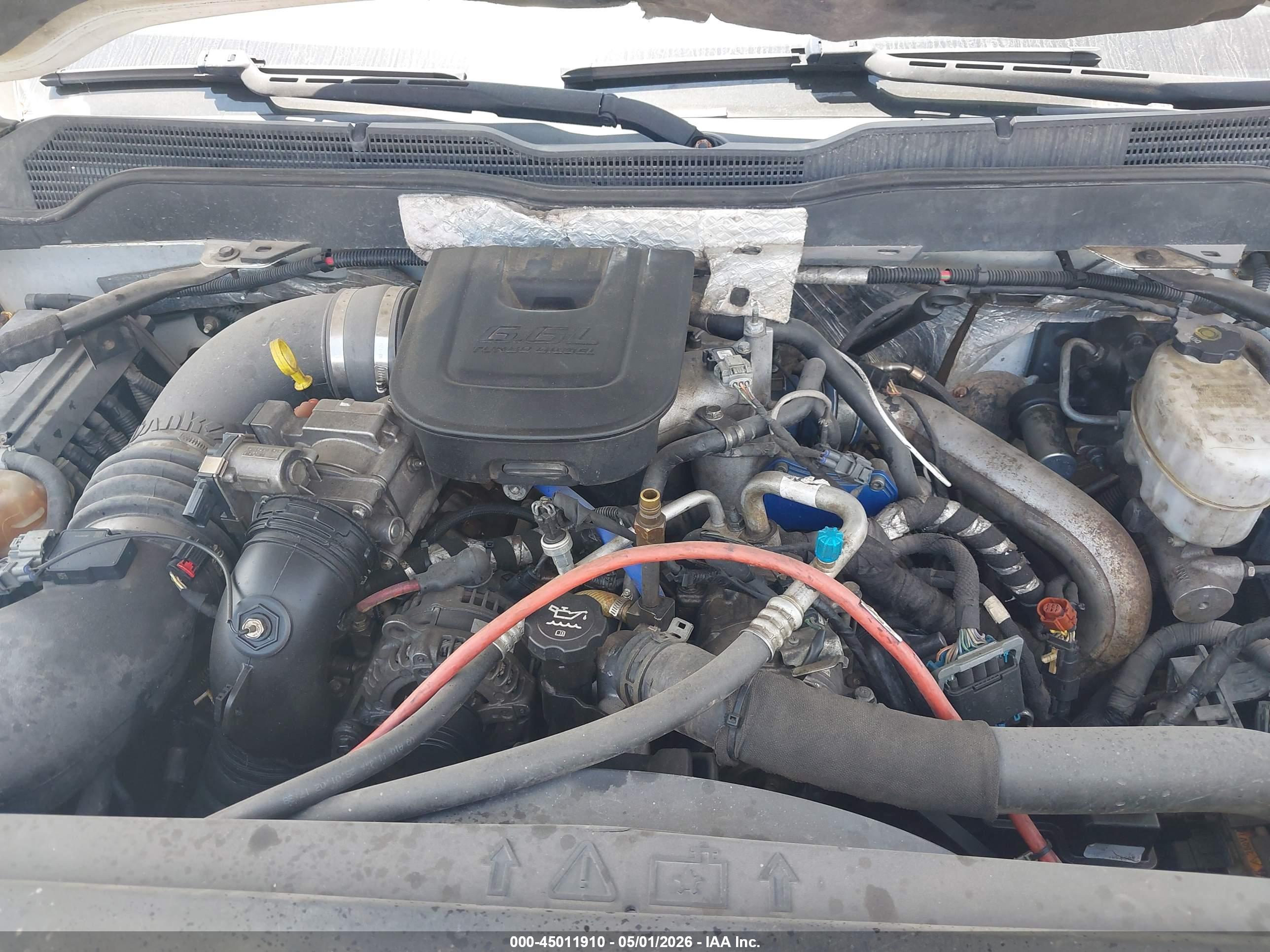CHEVROLET SILVERADO image 10