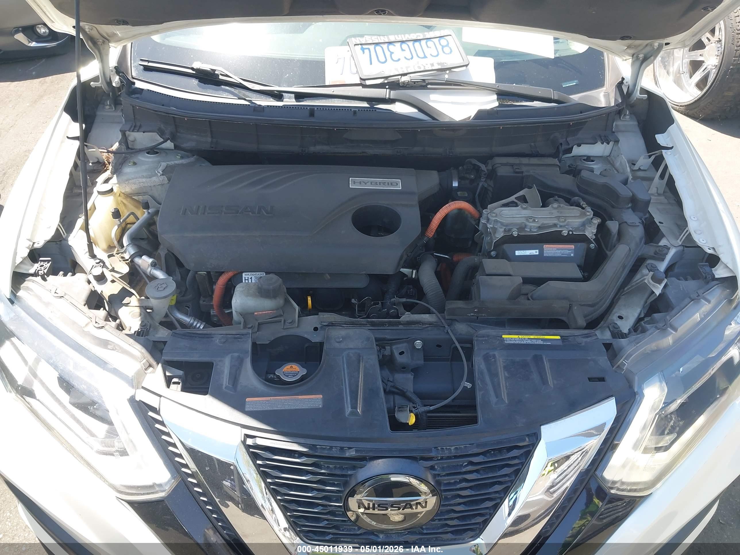 NISSAN ROGUE image 10