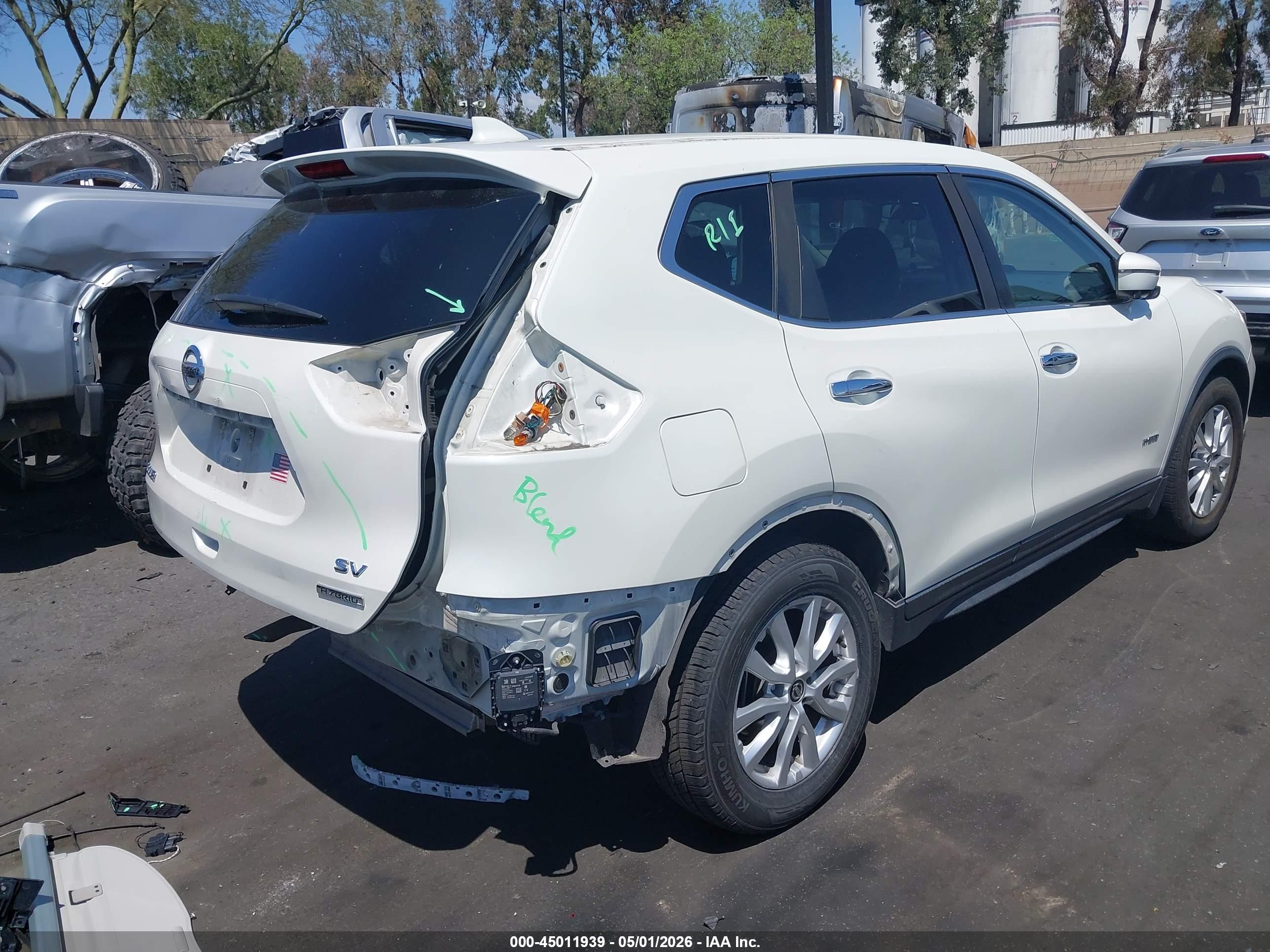 NISSAN ROGUE image 4