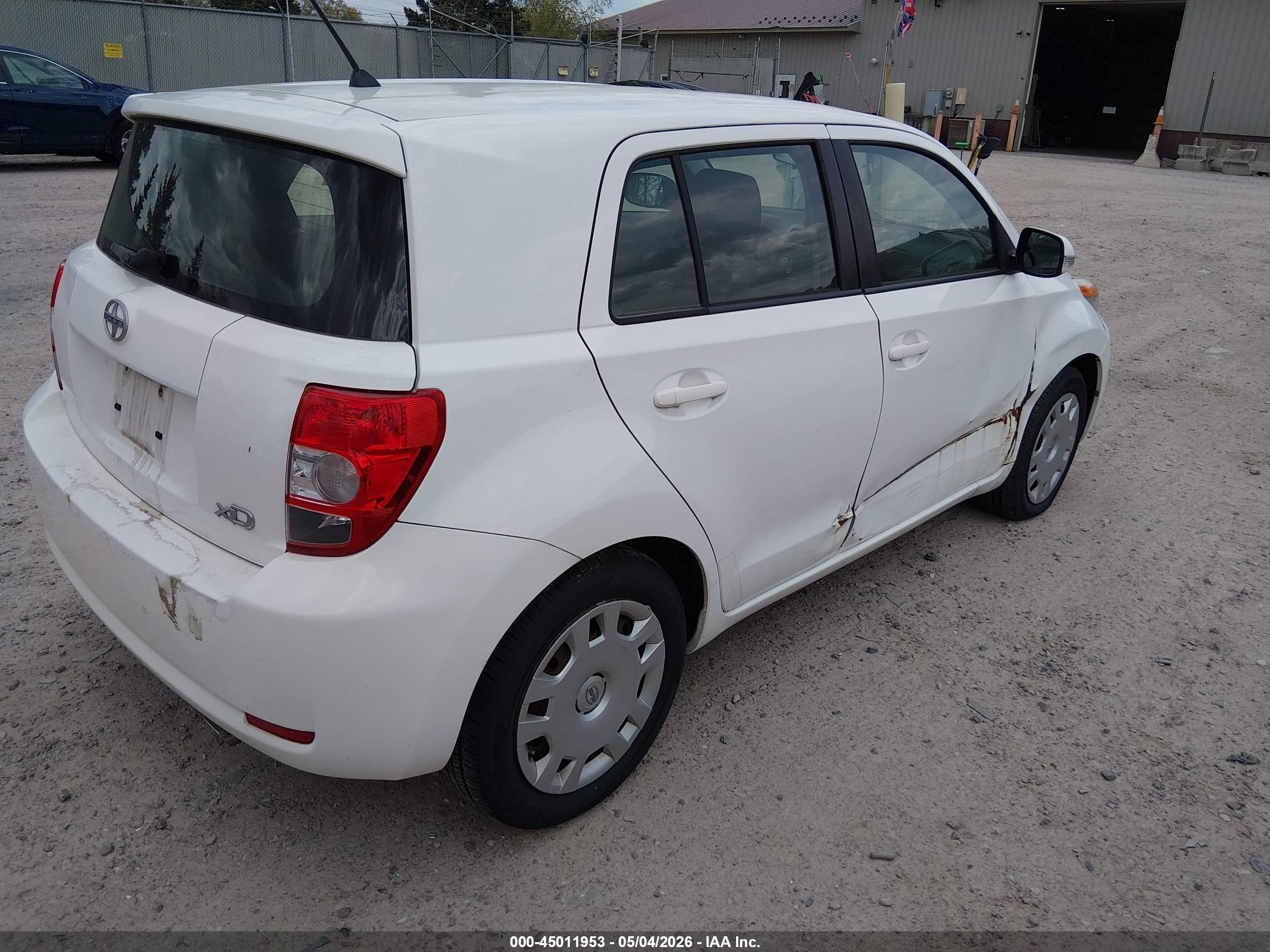 SCION XD image 4