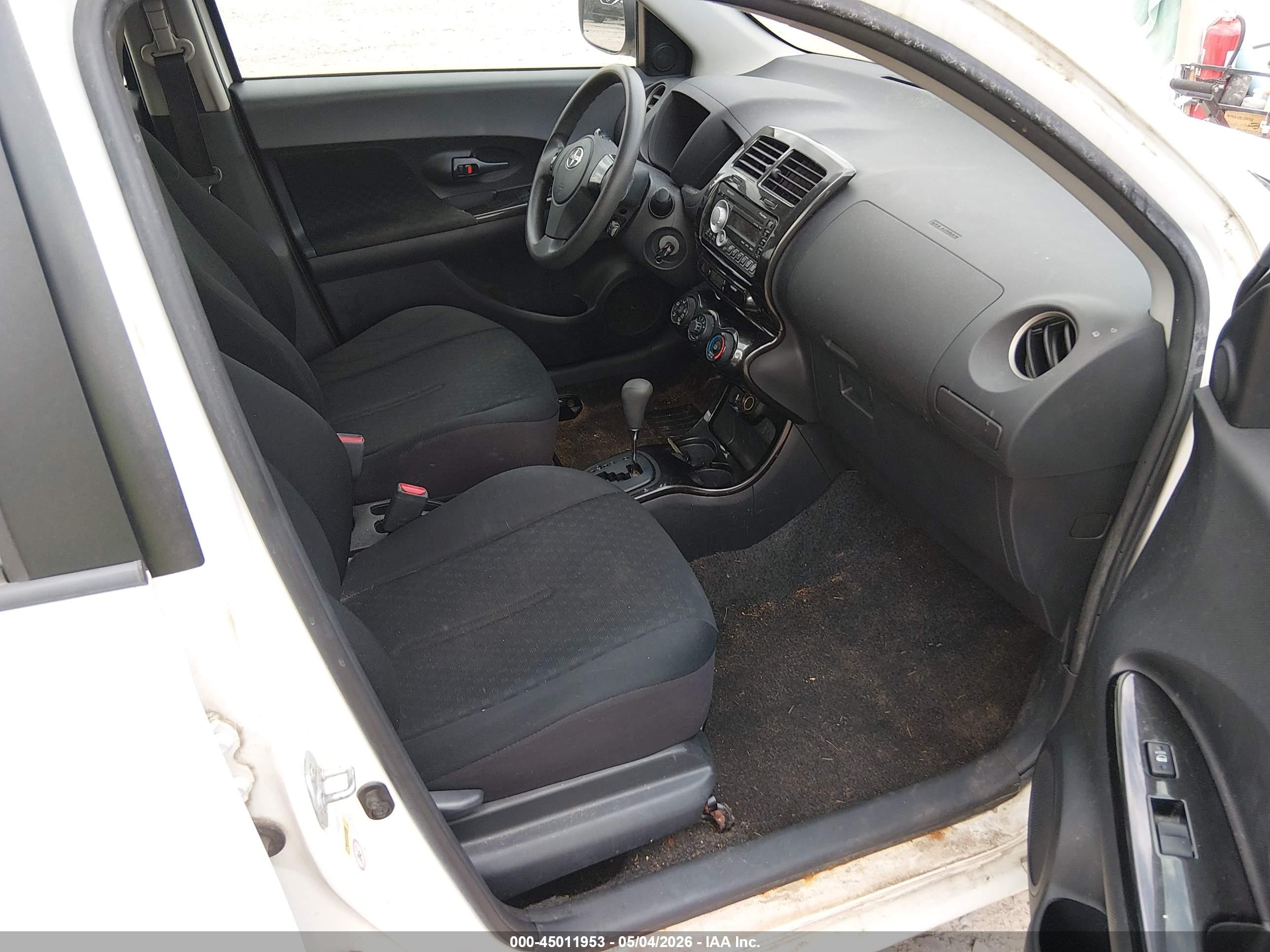 SCION XD image 5