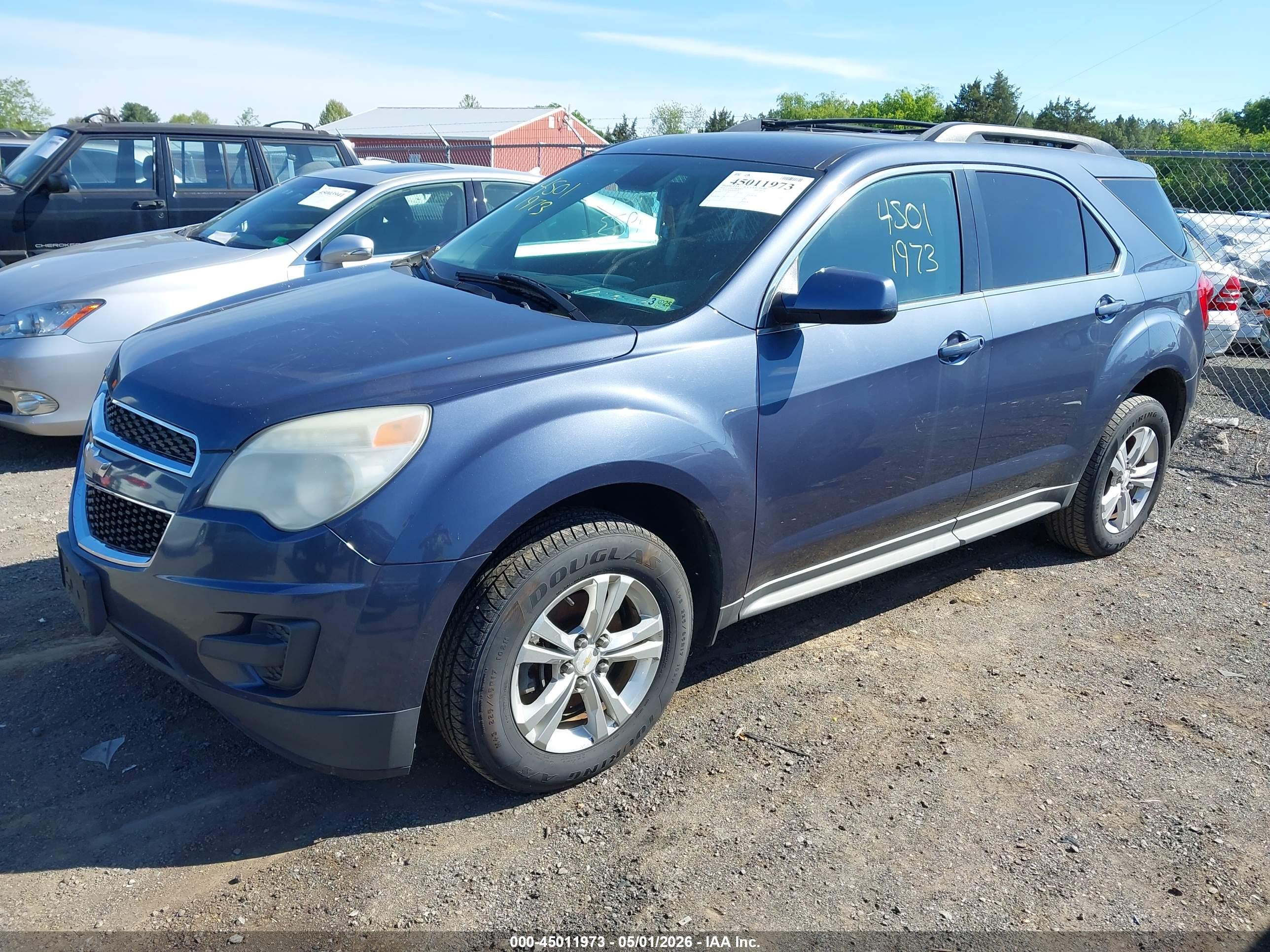 CHEVROLET EQUINOX image 2