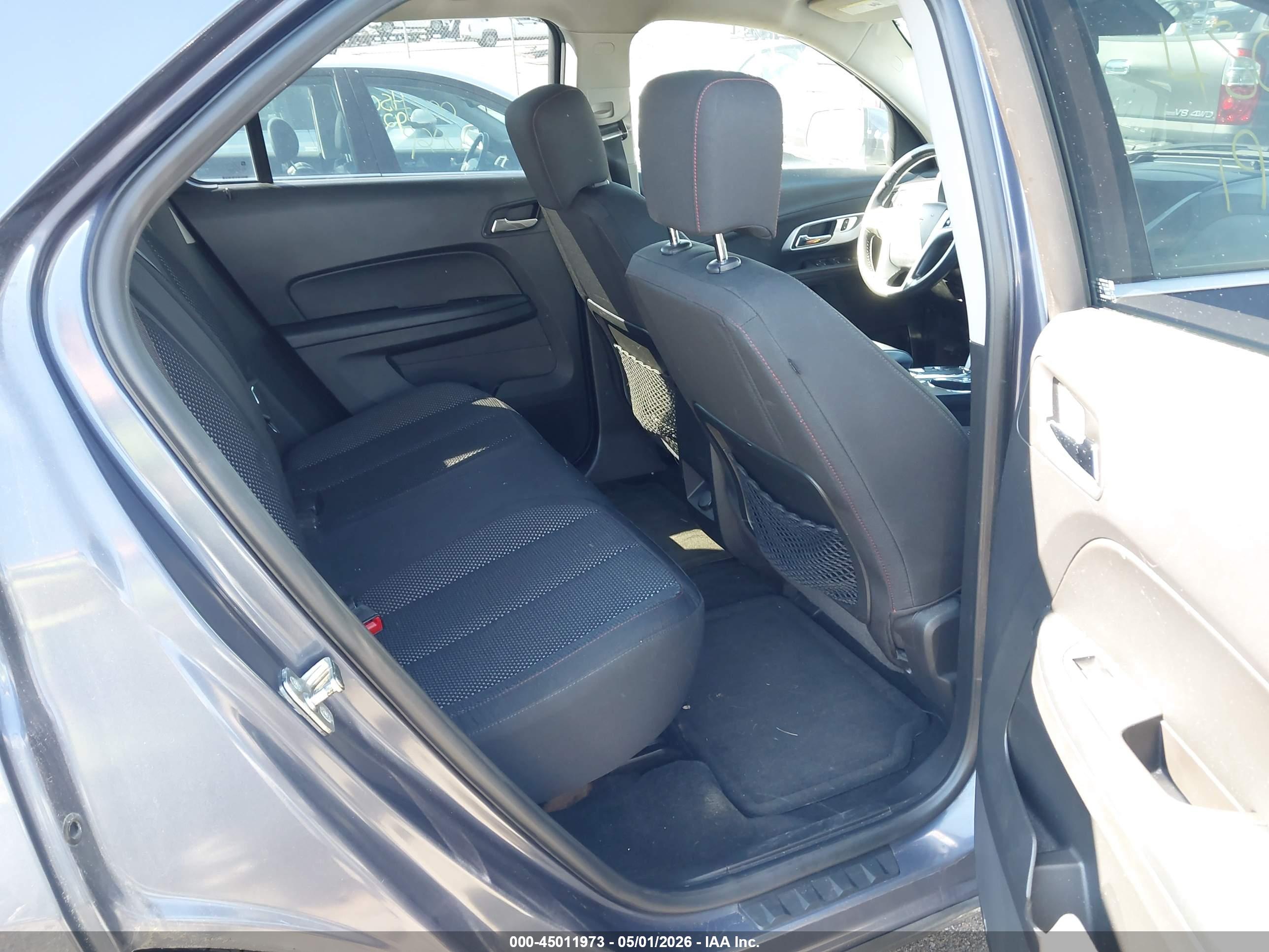 CHEVROLET EQUINOX image 8