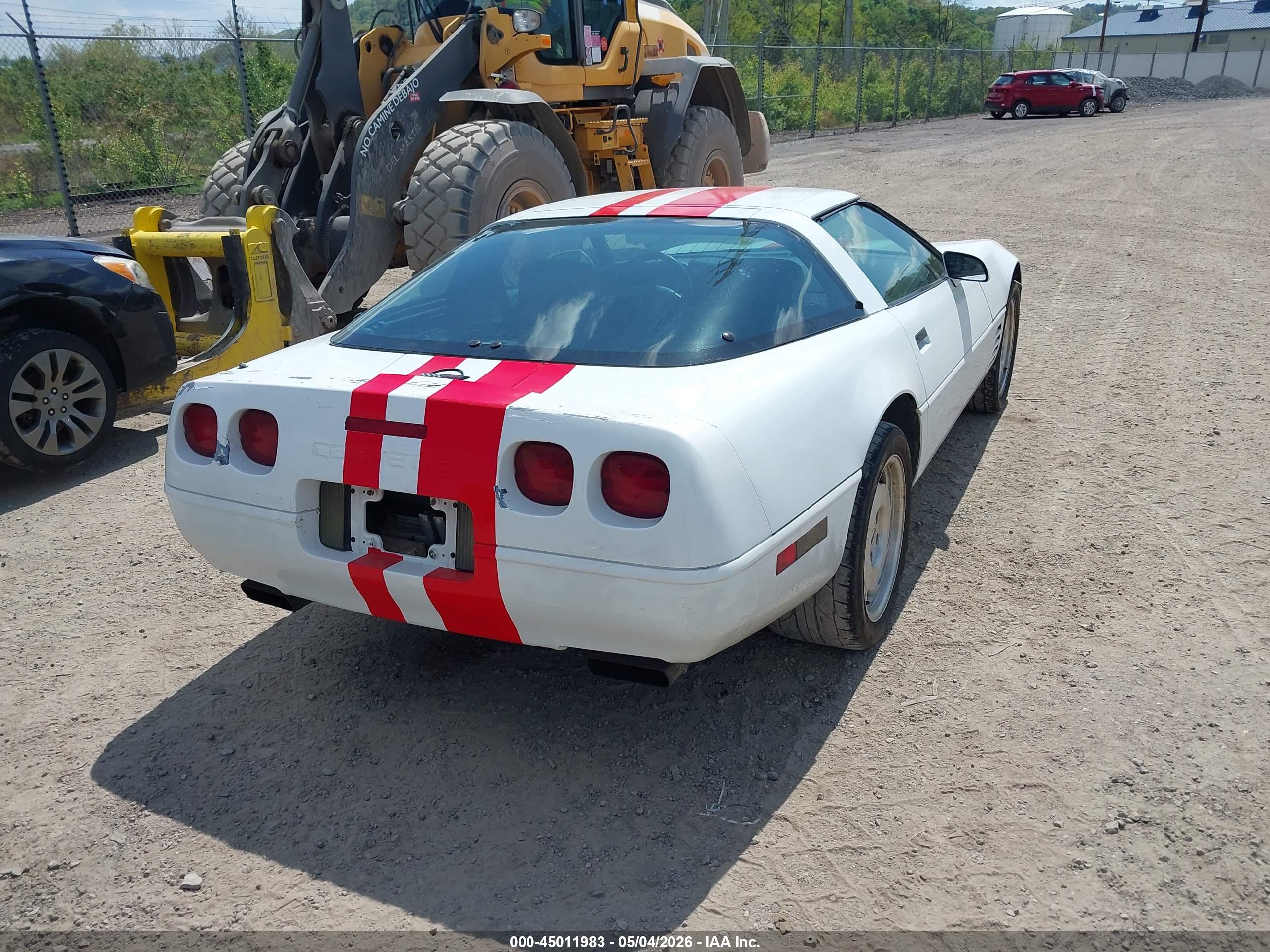 CHEVROLET CORVETTE image 4