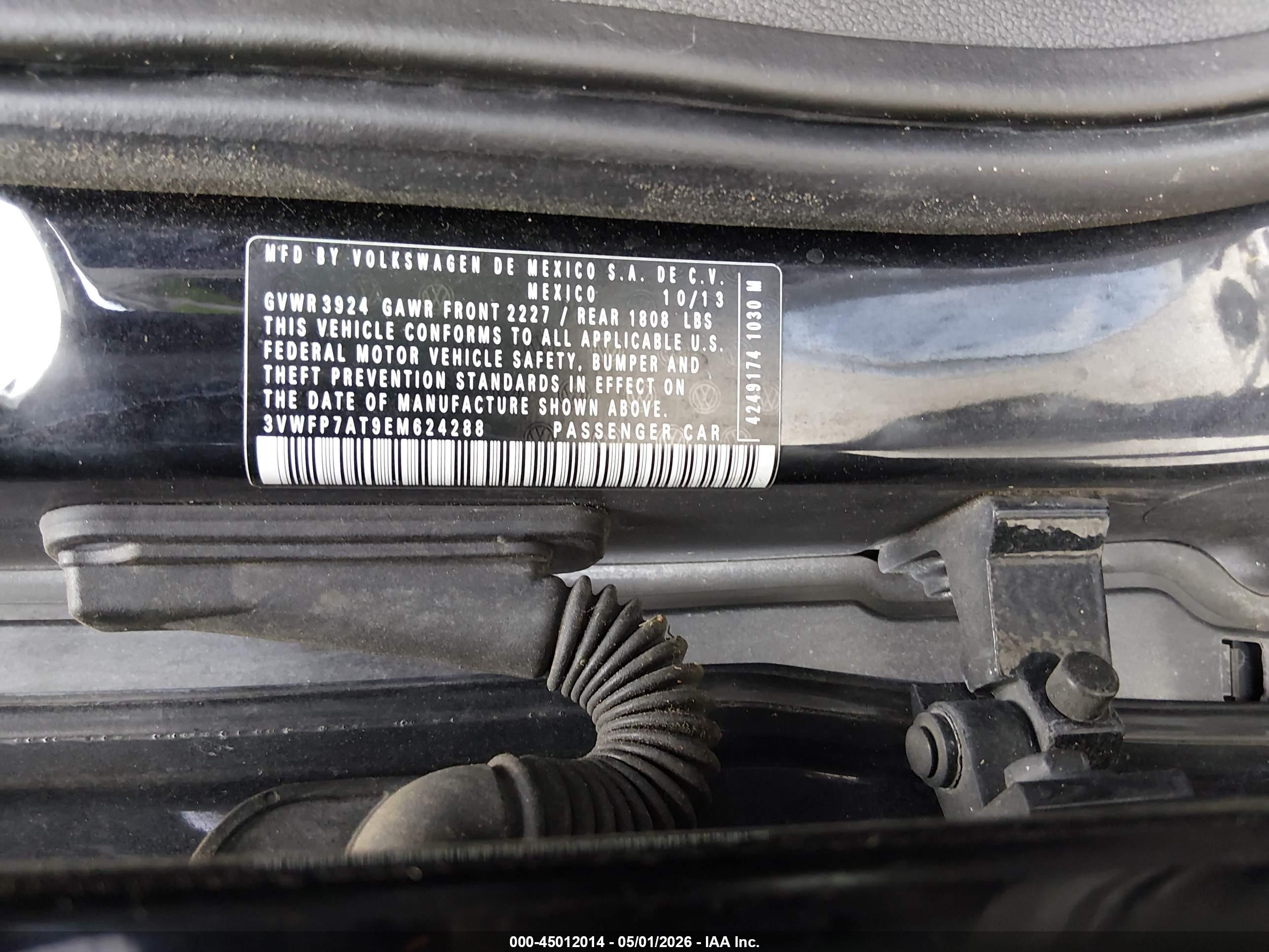 VOLKSWAGEN BEETLE image 9