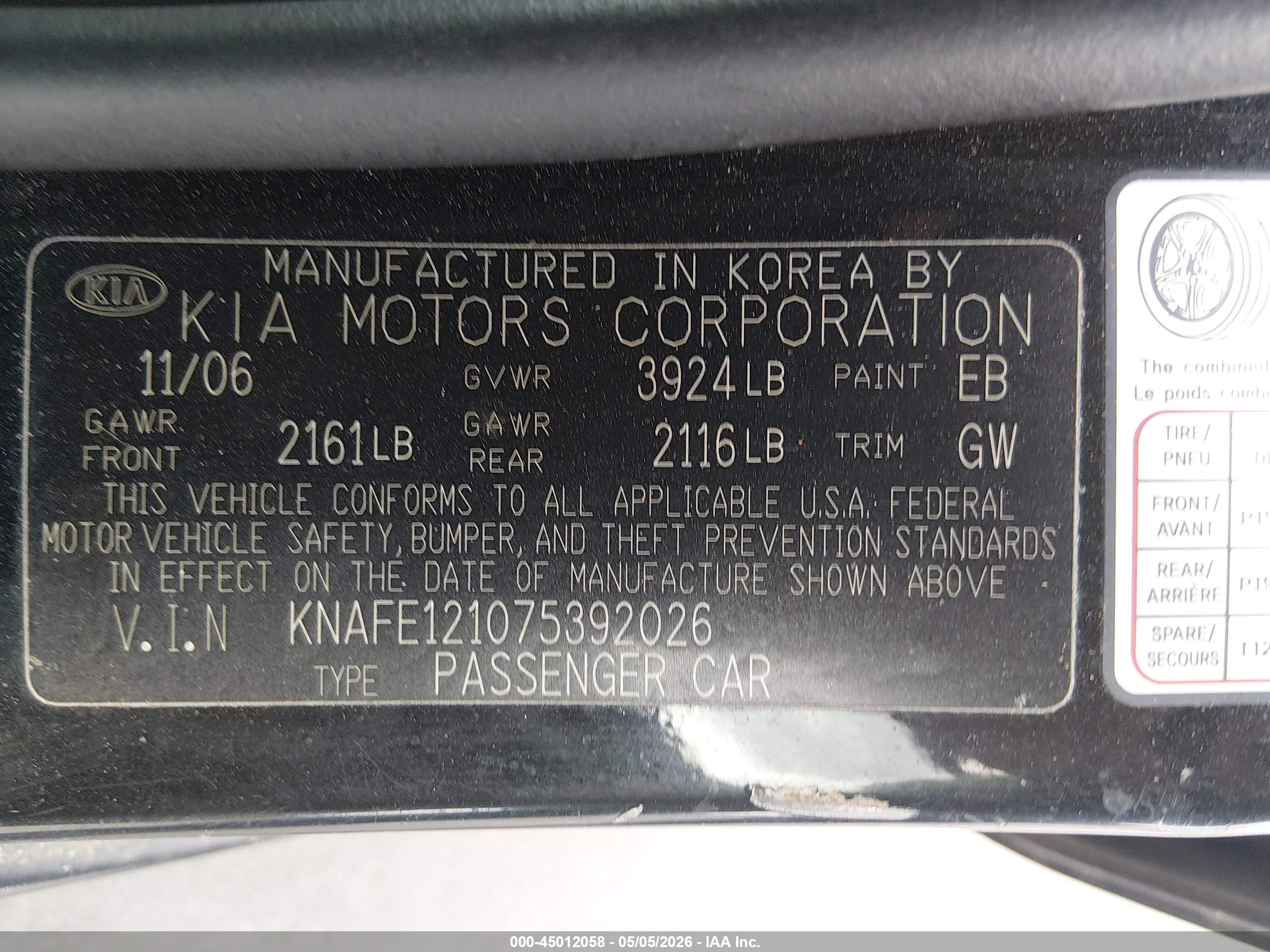 KIA SPECTRA image 9
