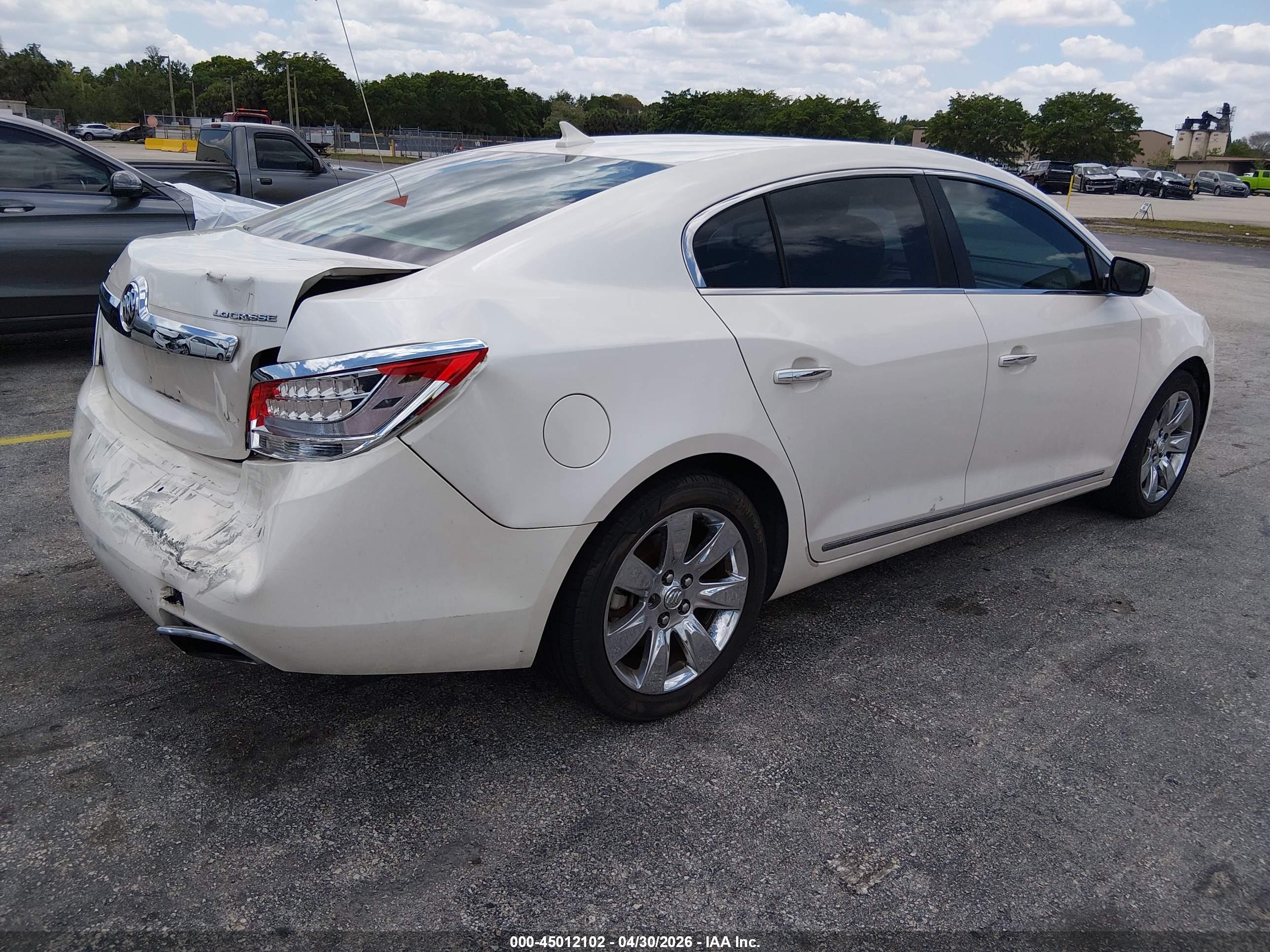 BUICK LACROSSE image 4
