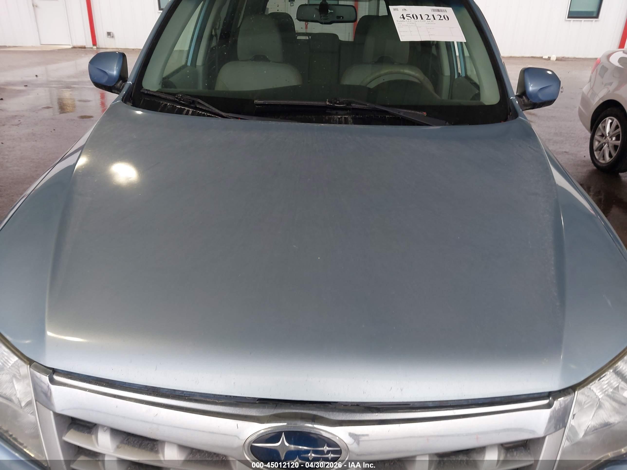 SUBARU FORESTER image 6