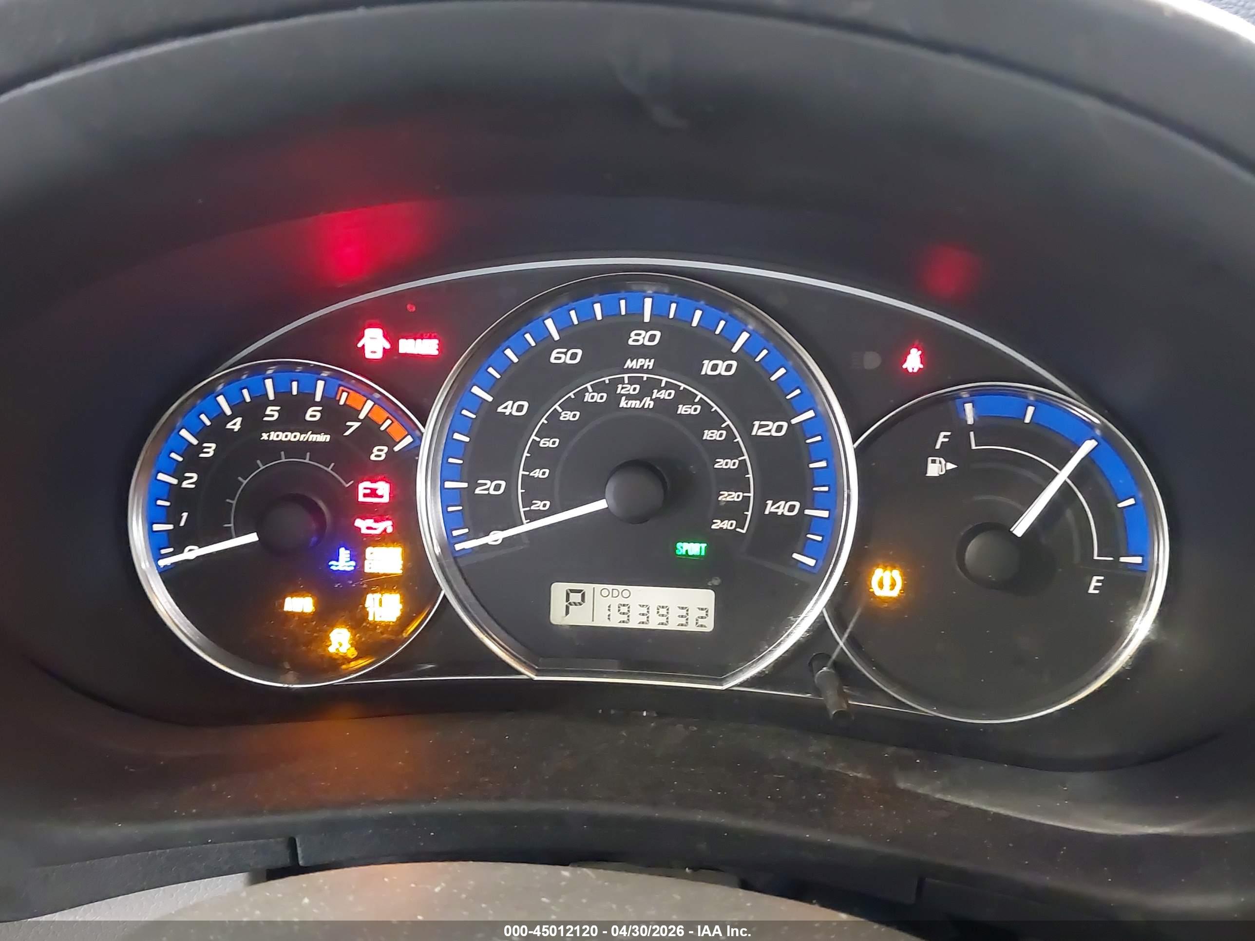 SUBARU FORESTER image 7