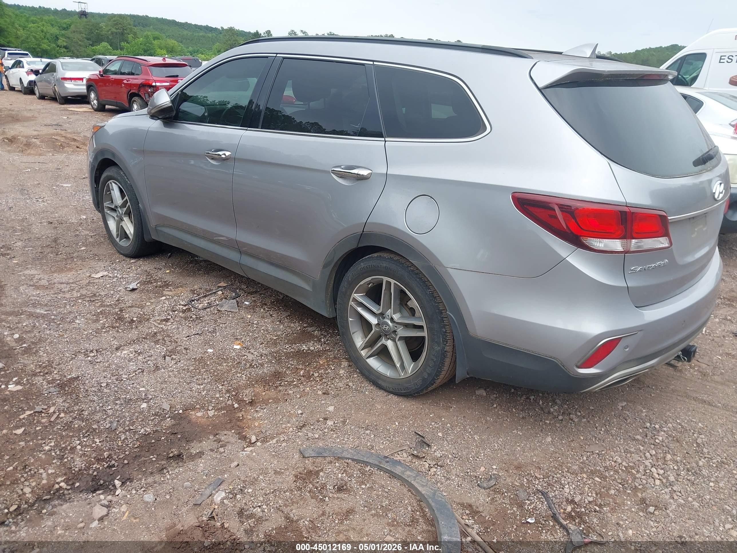 HYUNDAI SANTA image 3