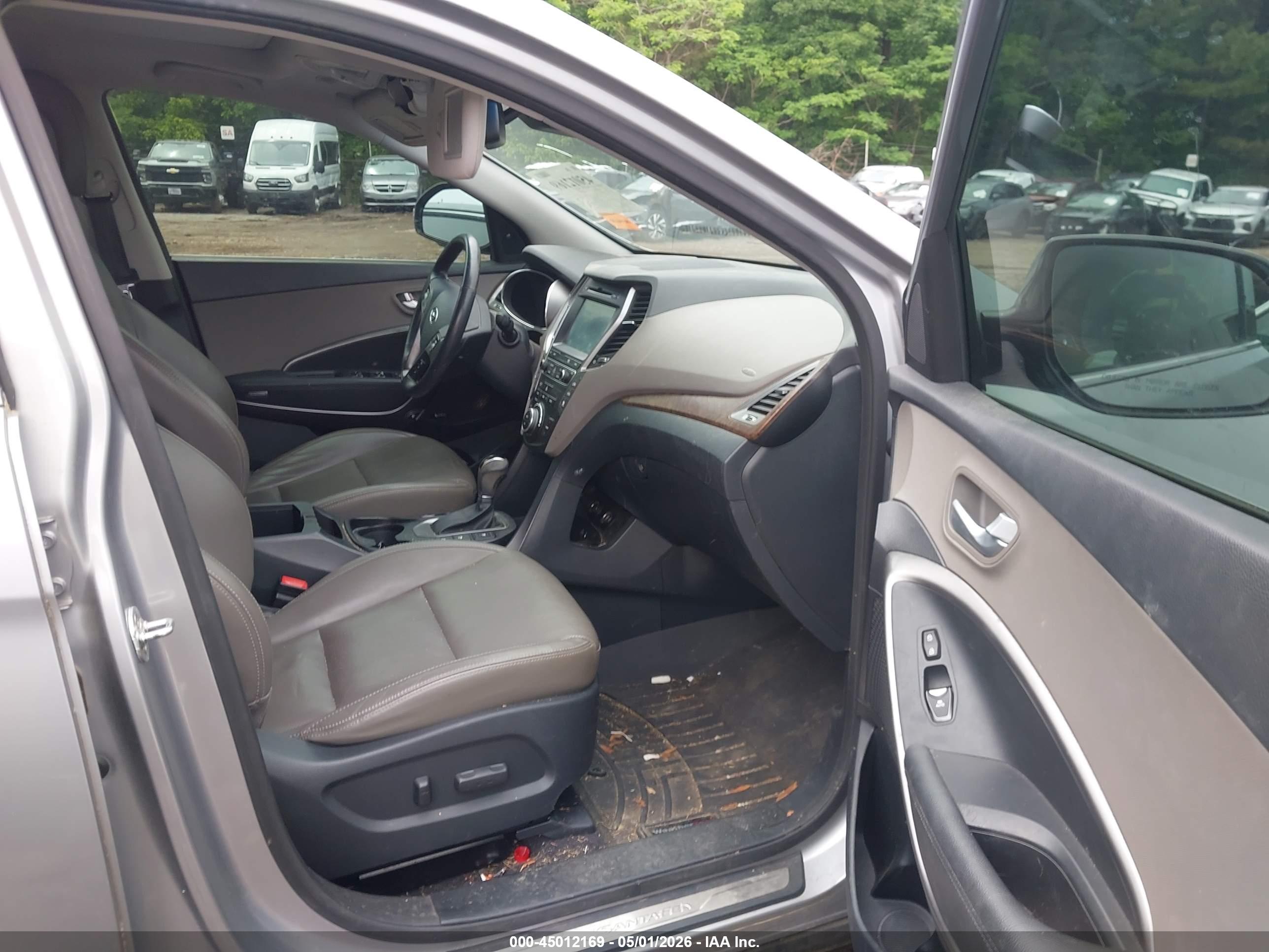 HYUNDAI SANTA image 5