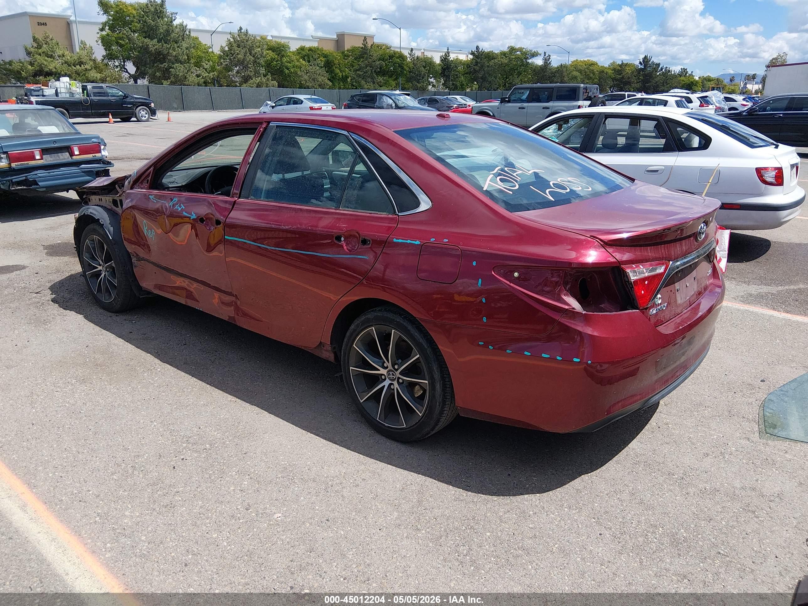 TOYOTA CAMRY image 3