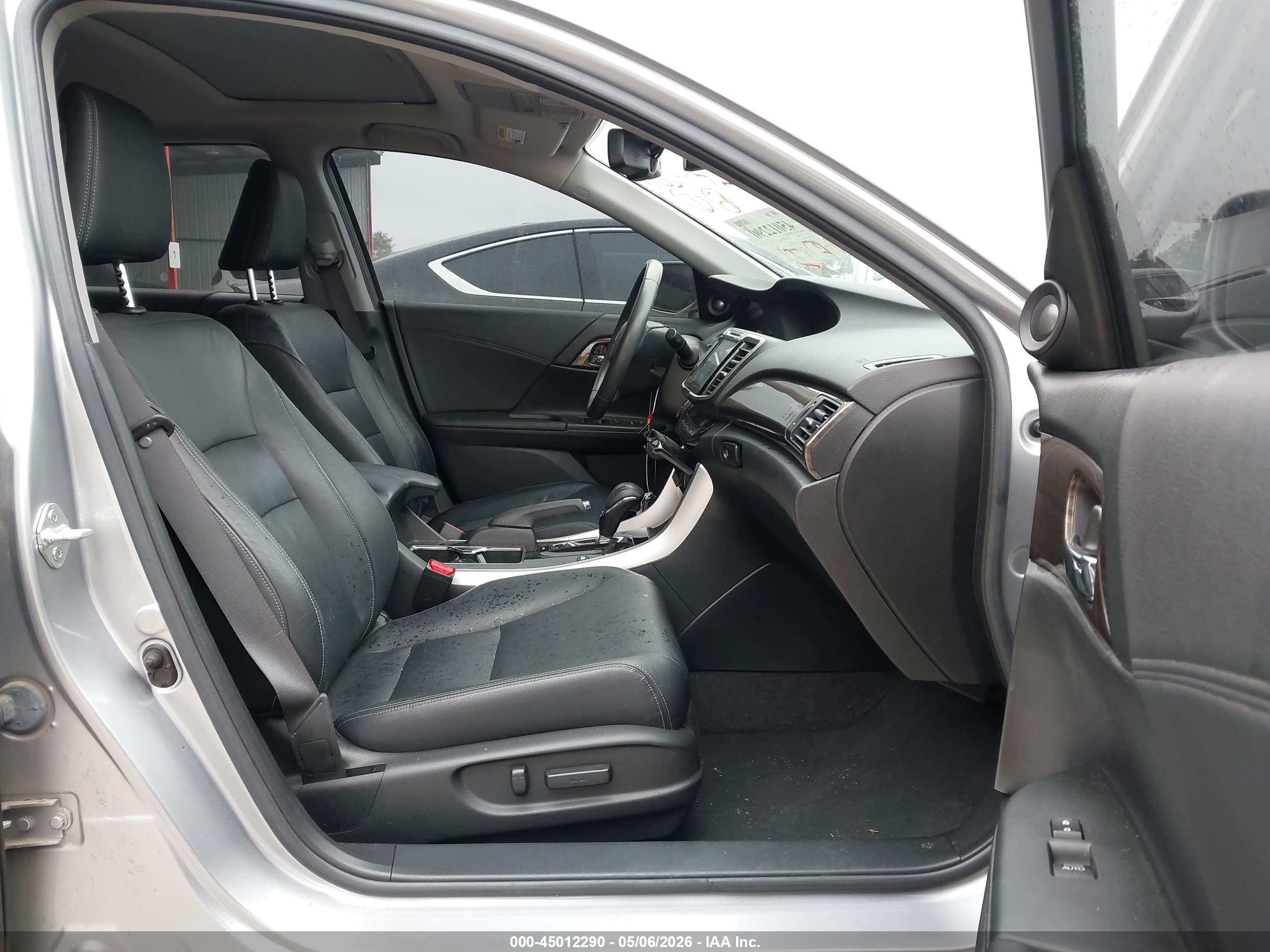 HONDA ACCORD image 5