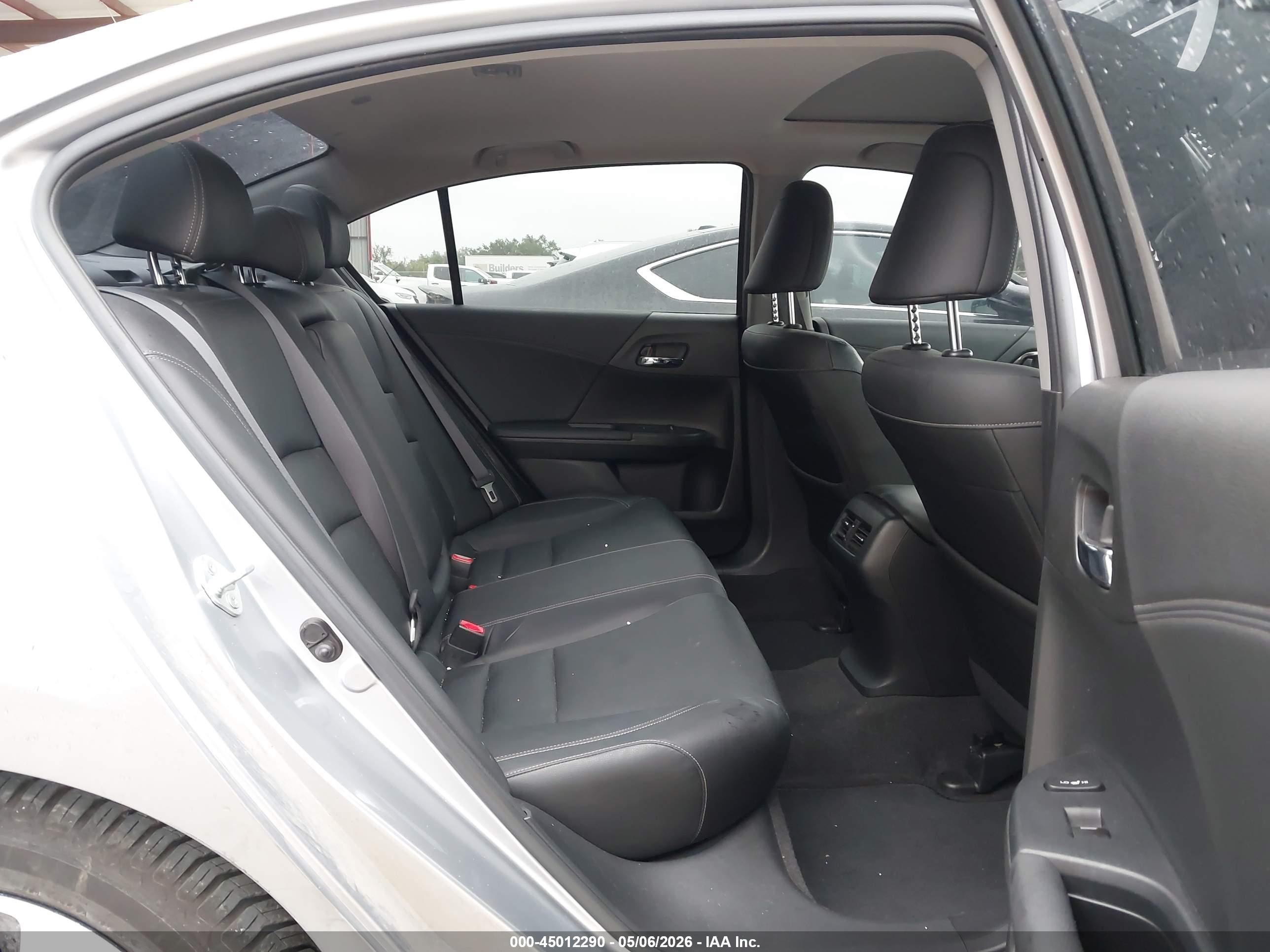 HONDA ACCORD image 8