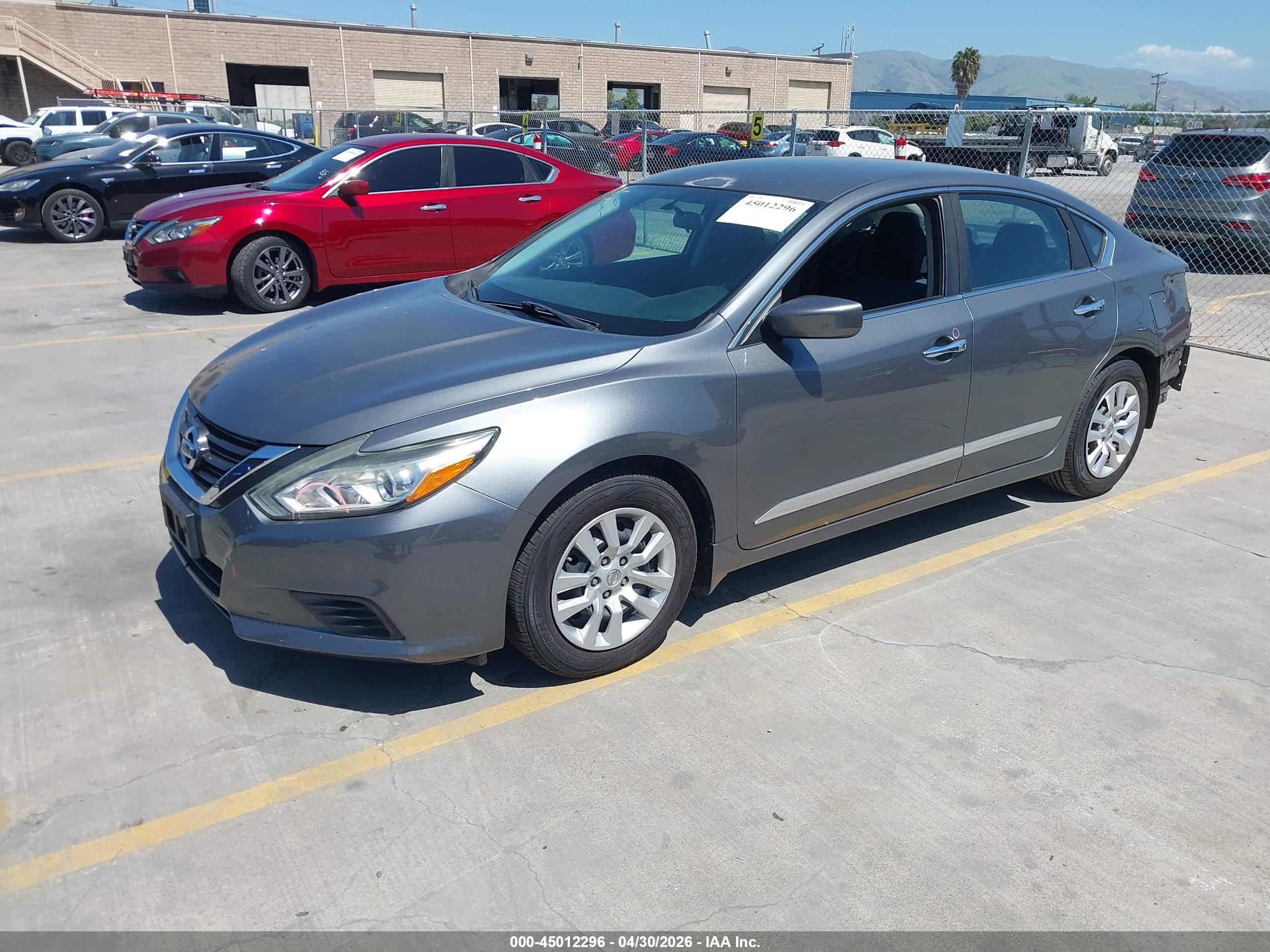 NISSAN ALTIMA image 2