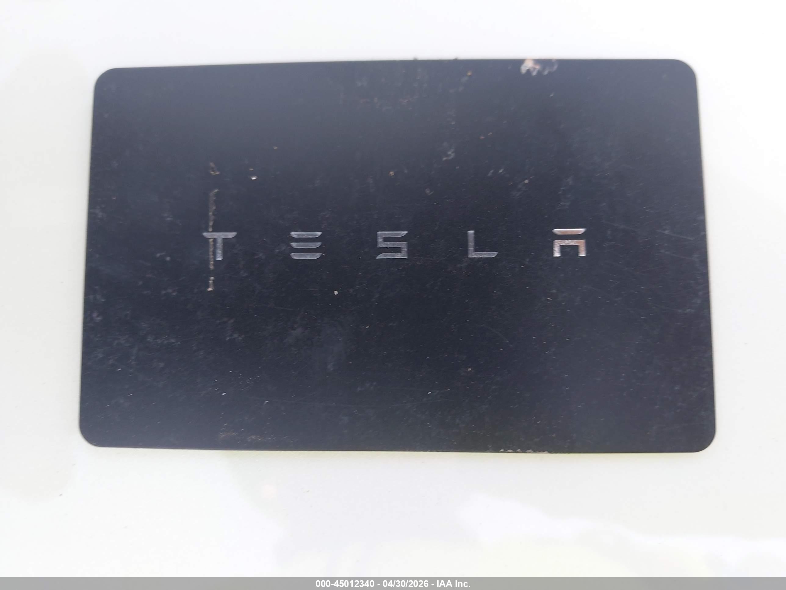 TESLA CYBERTRUCK image 11