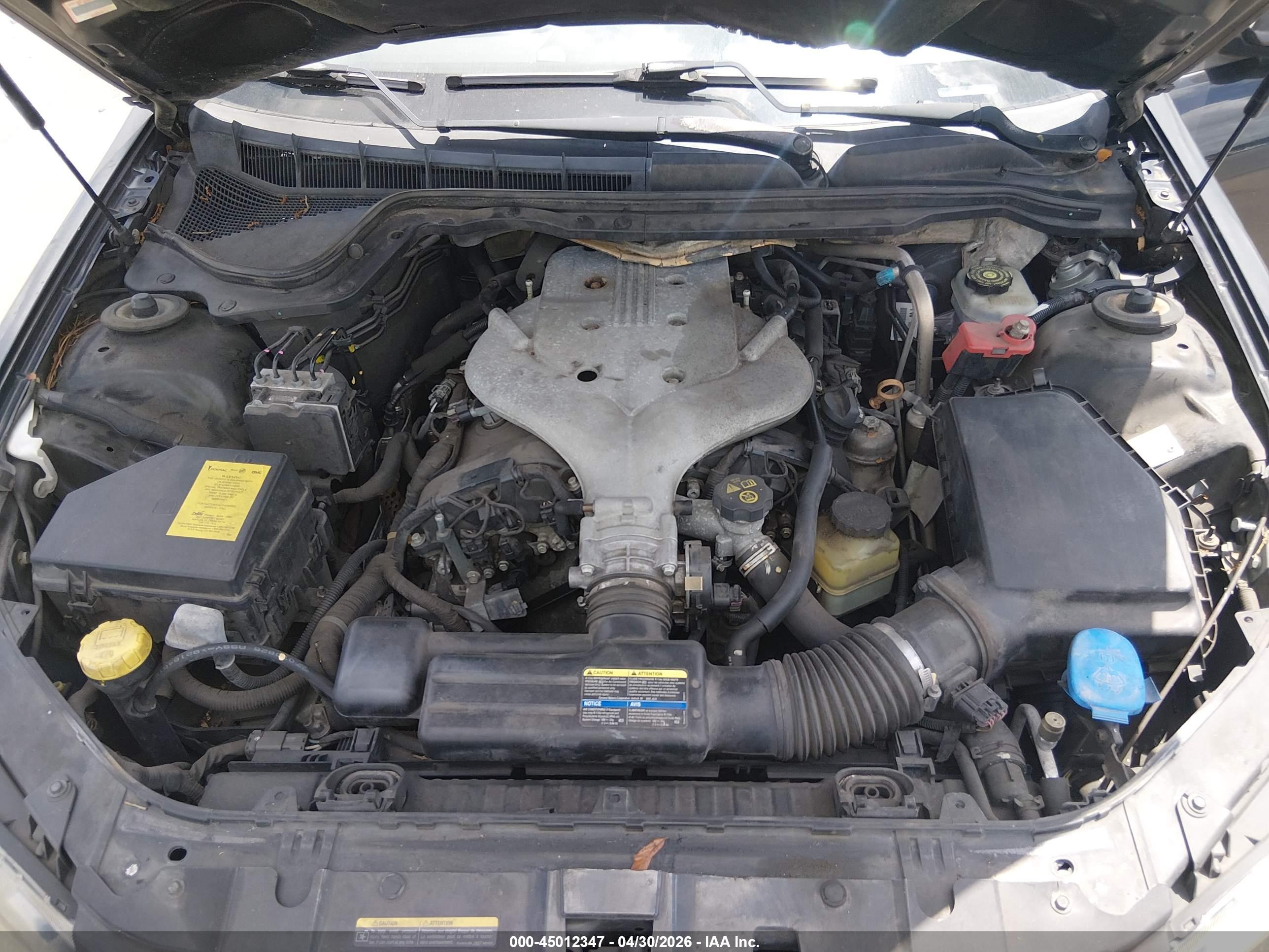 PONTIAC G8 image 10