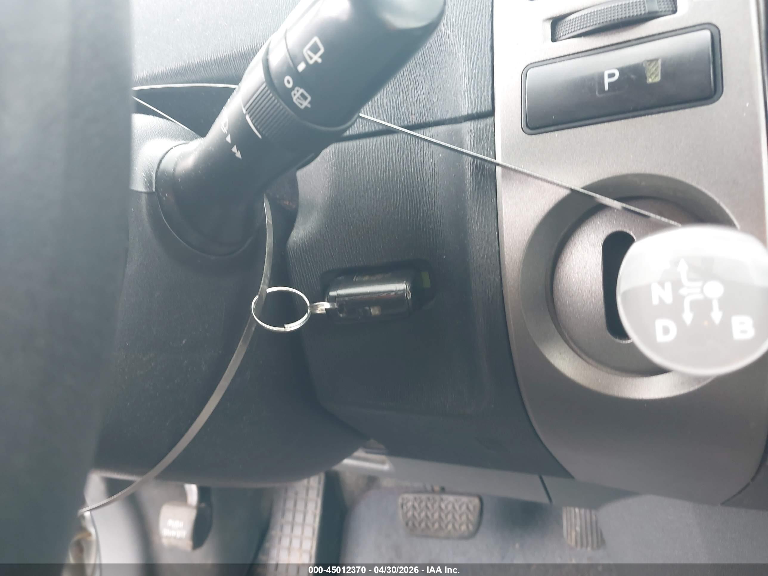 TOYOTA PRIUS image 11