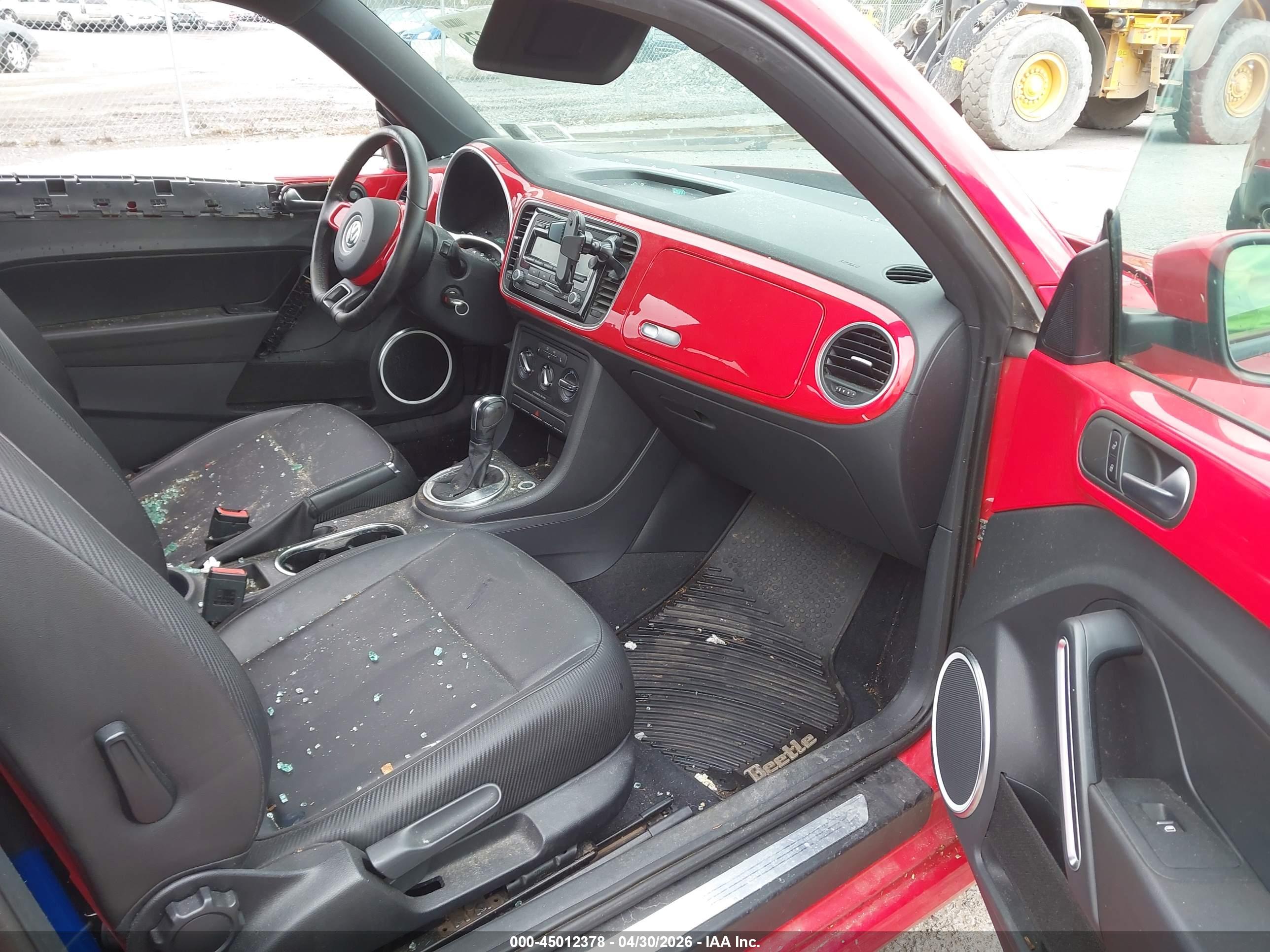 VOLKSWAGEN BEETLE image 5