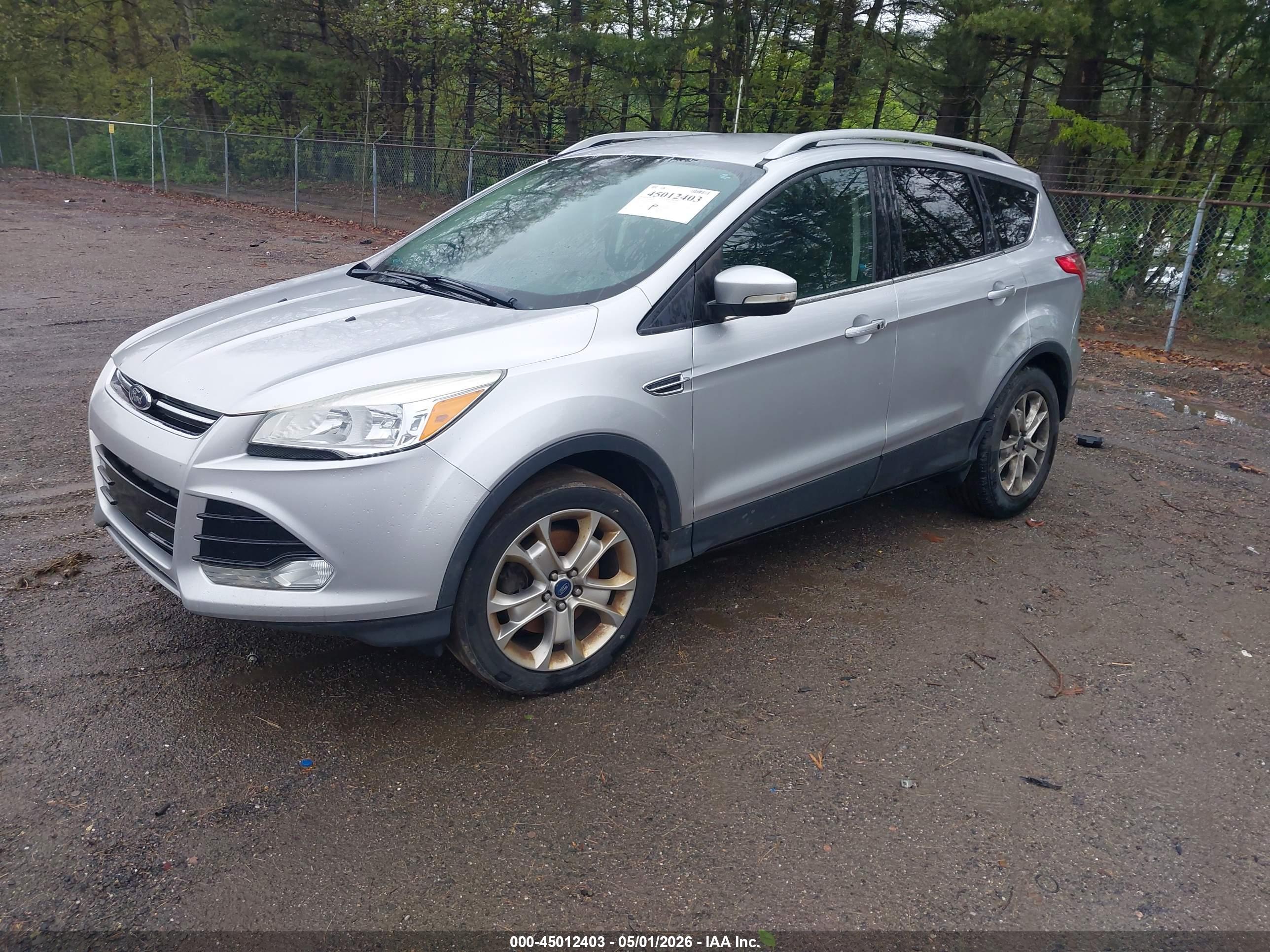 FORD ESCAPE image 2