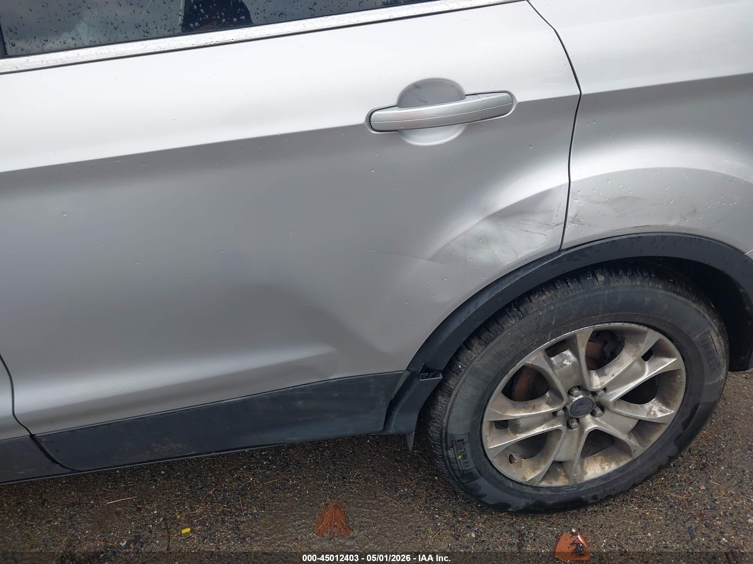 FORD ESCAPE image 6