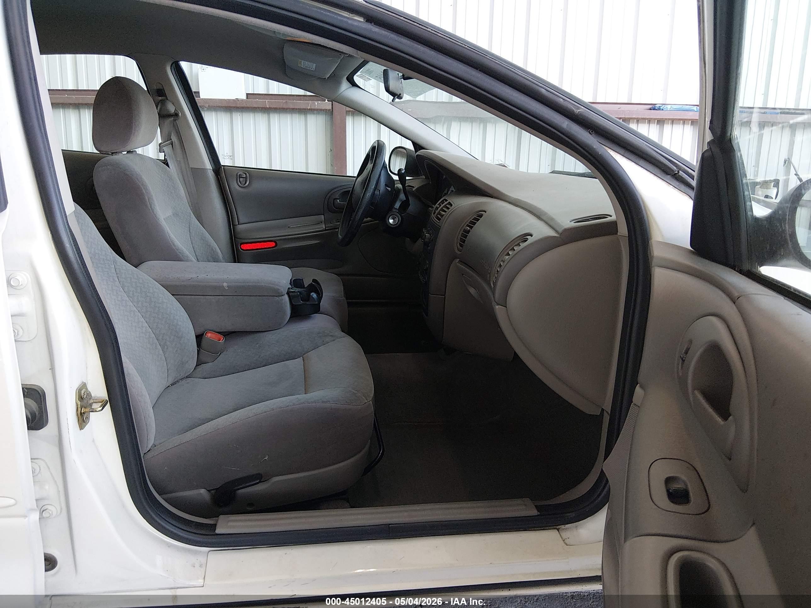 DODGE INTREPID image 5