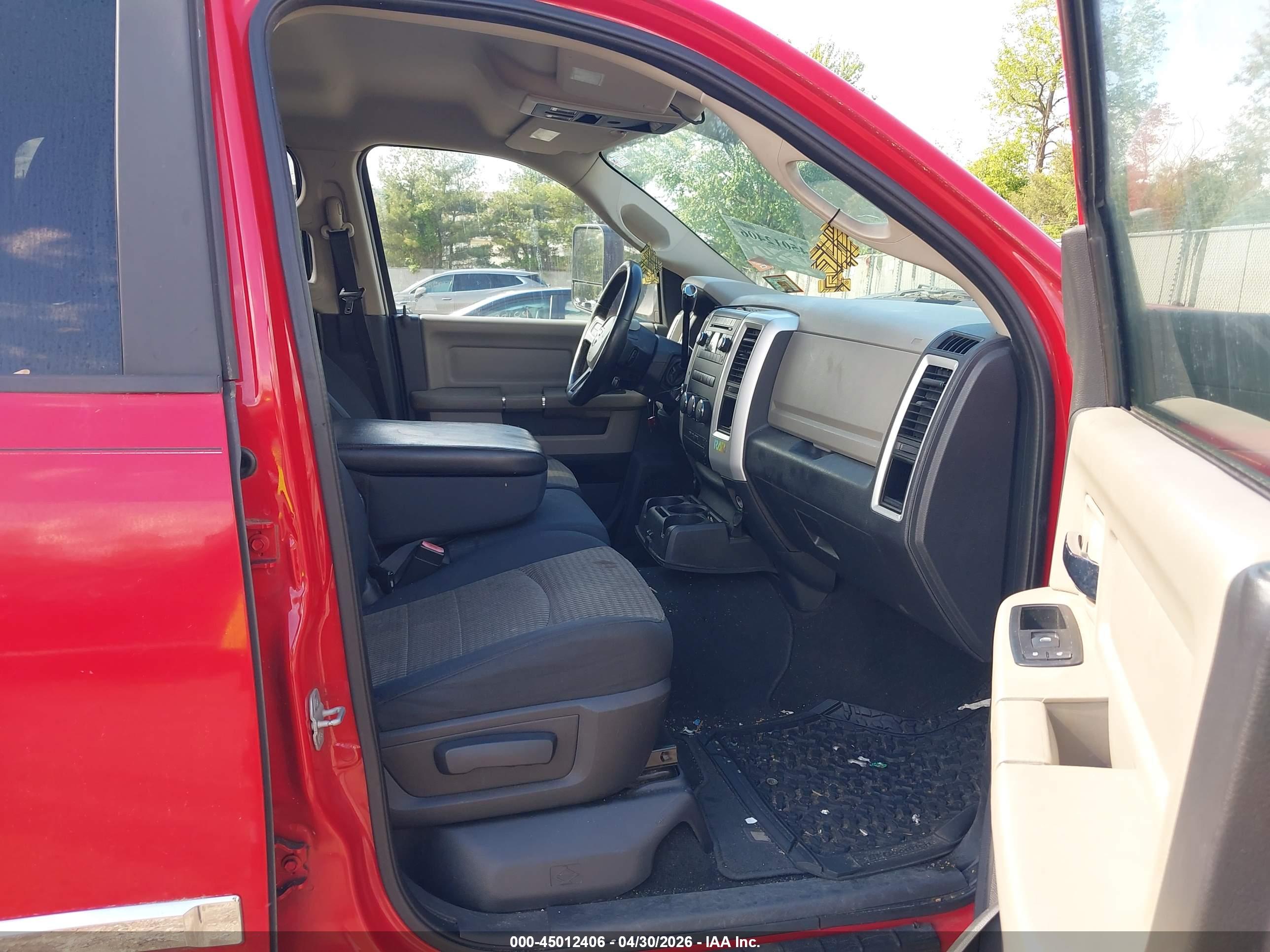 DODGE RAM image 5