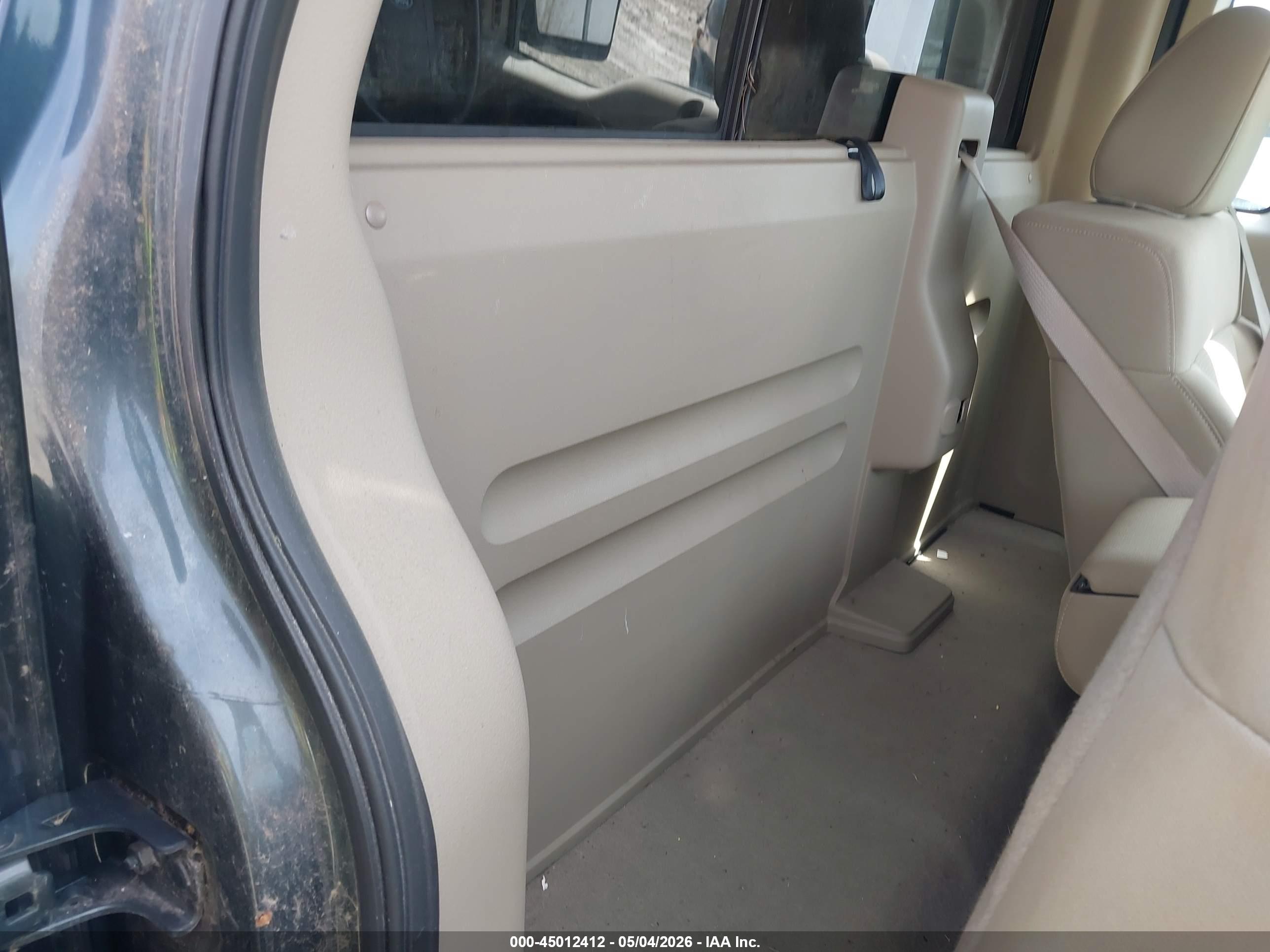 FORD F-150 image 8