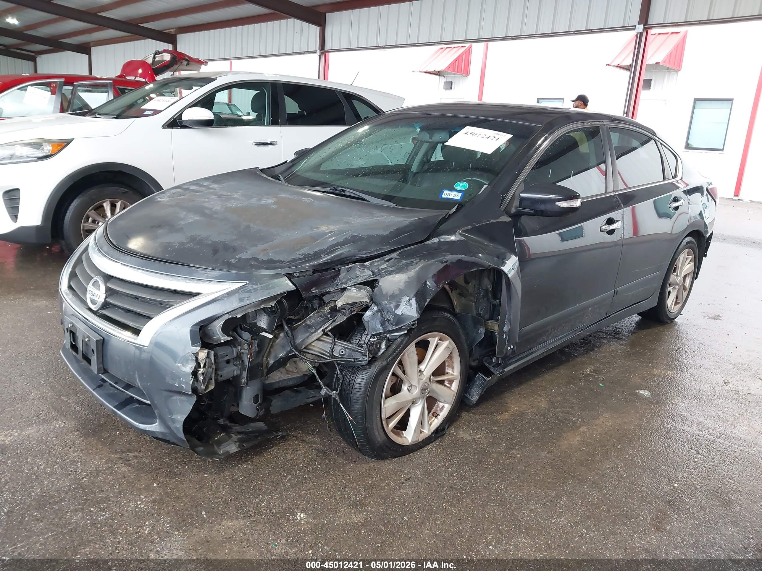 NISSAN ALTIMA image 2