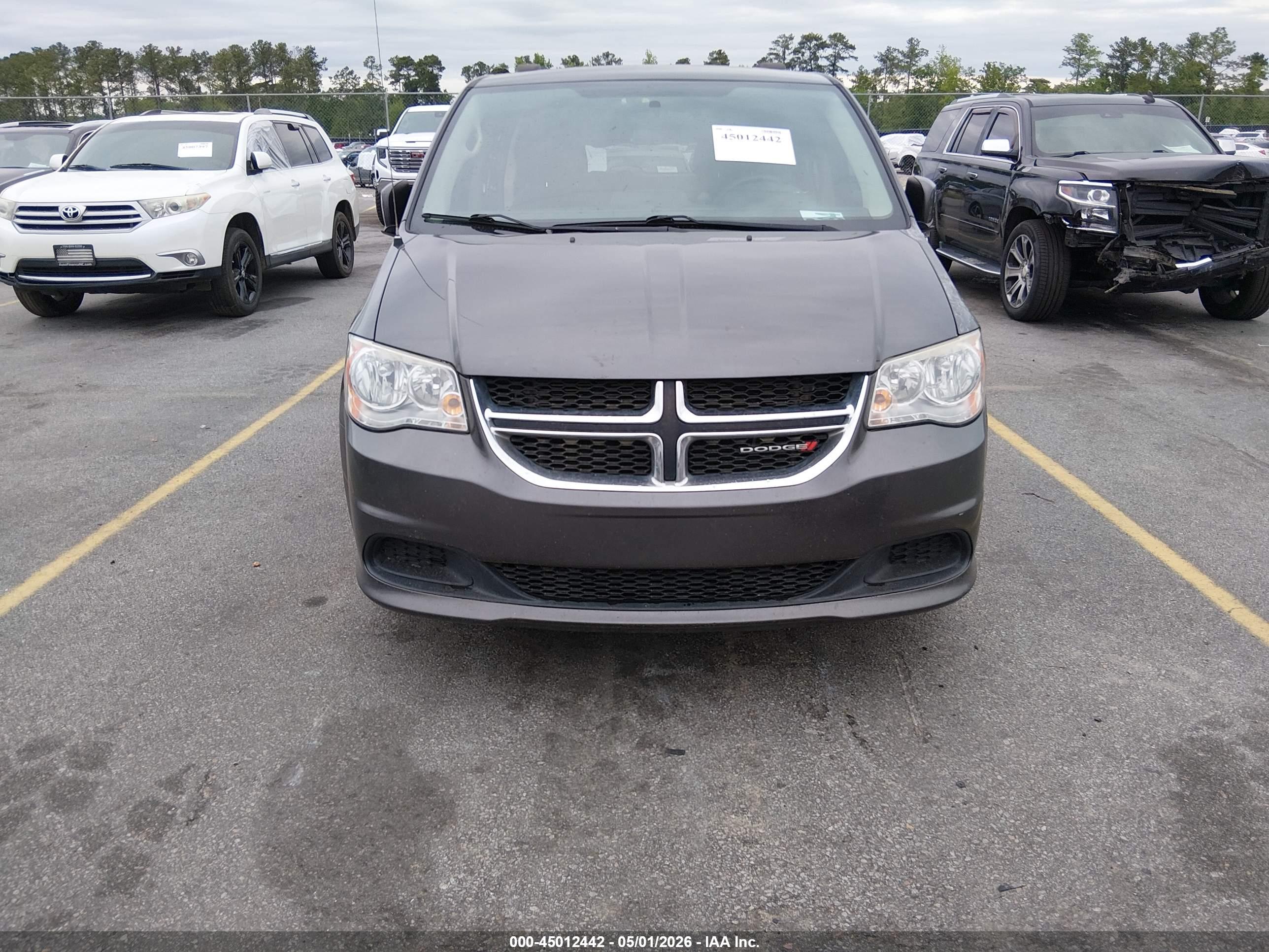 DODGE GRAND image 6