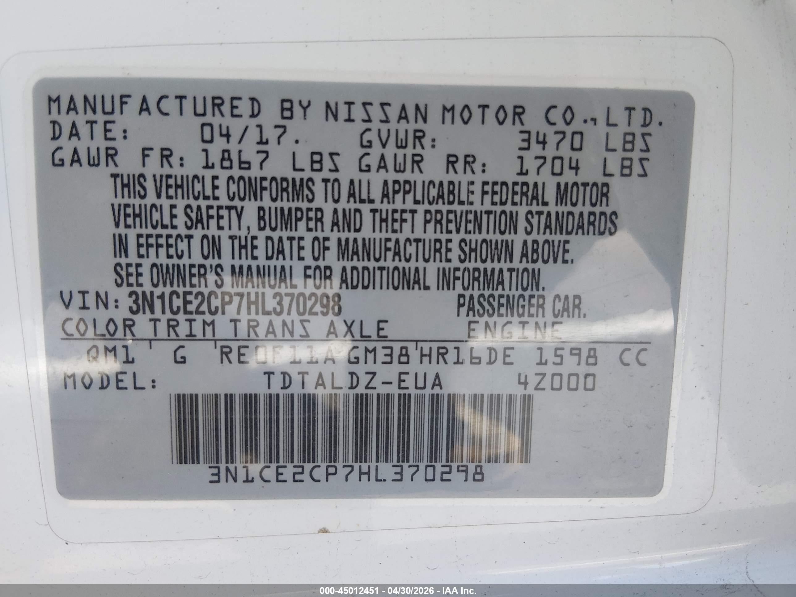 NISSAN VERSA image 9
