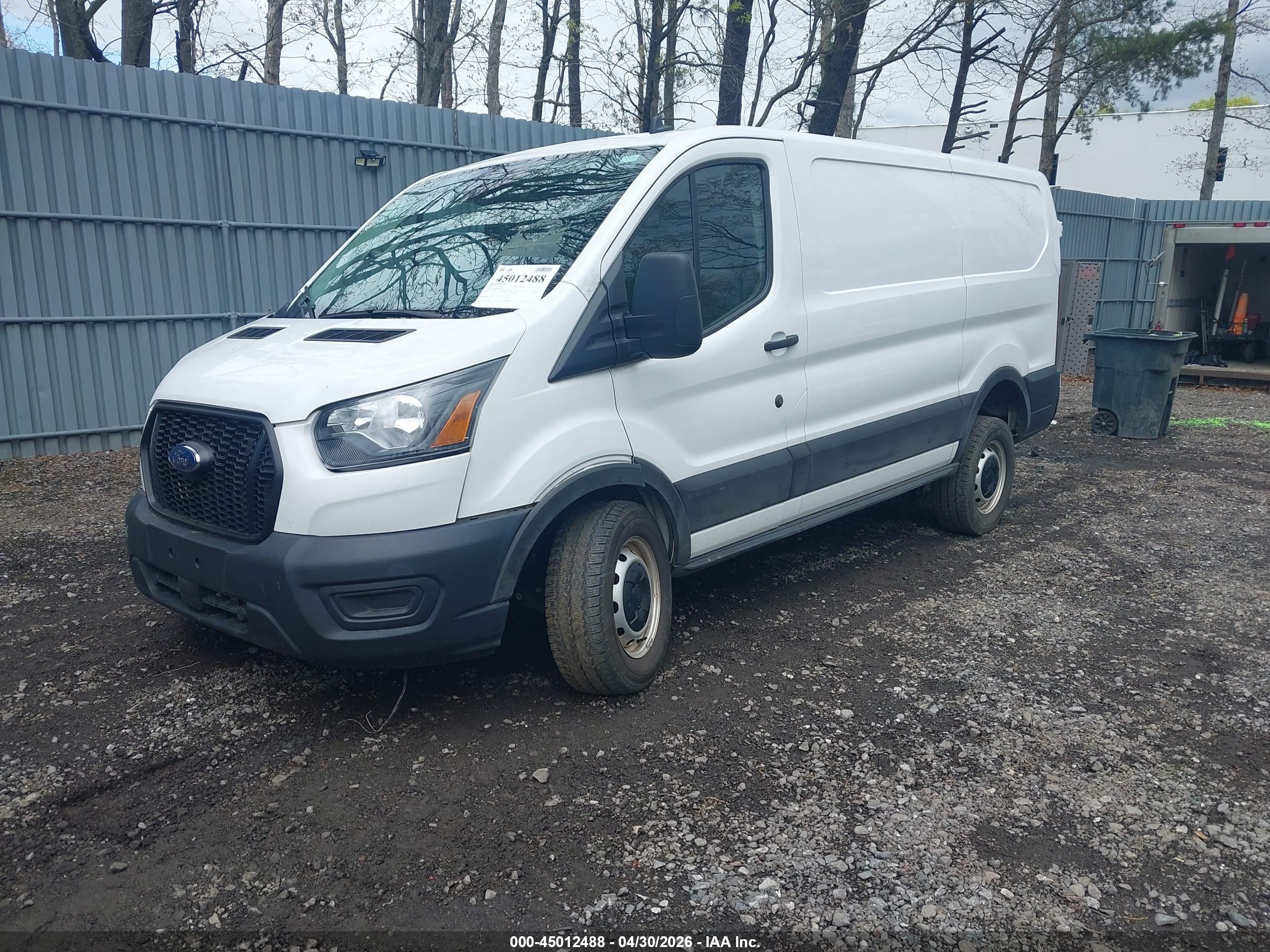FORD TRANSIT-250 image 2