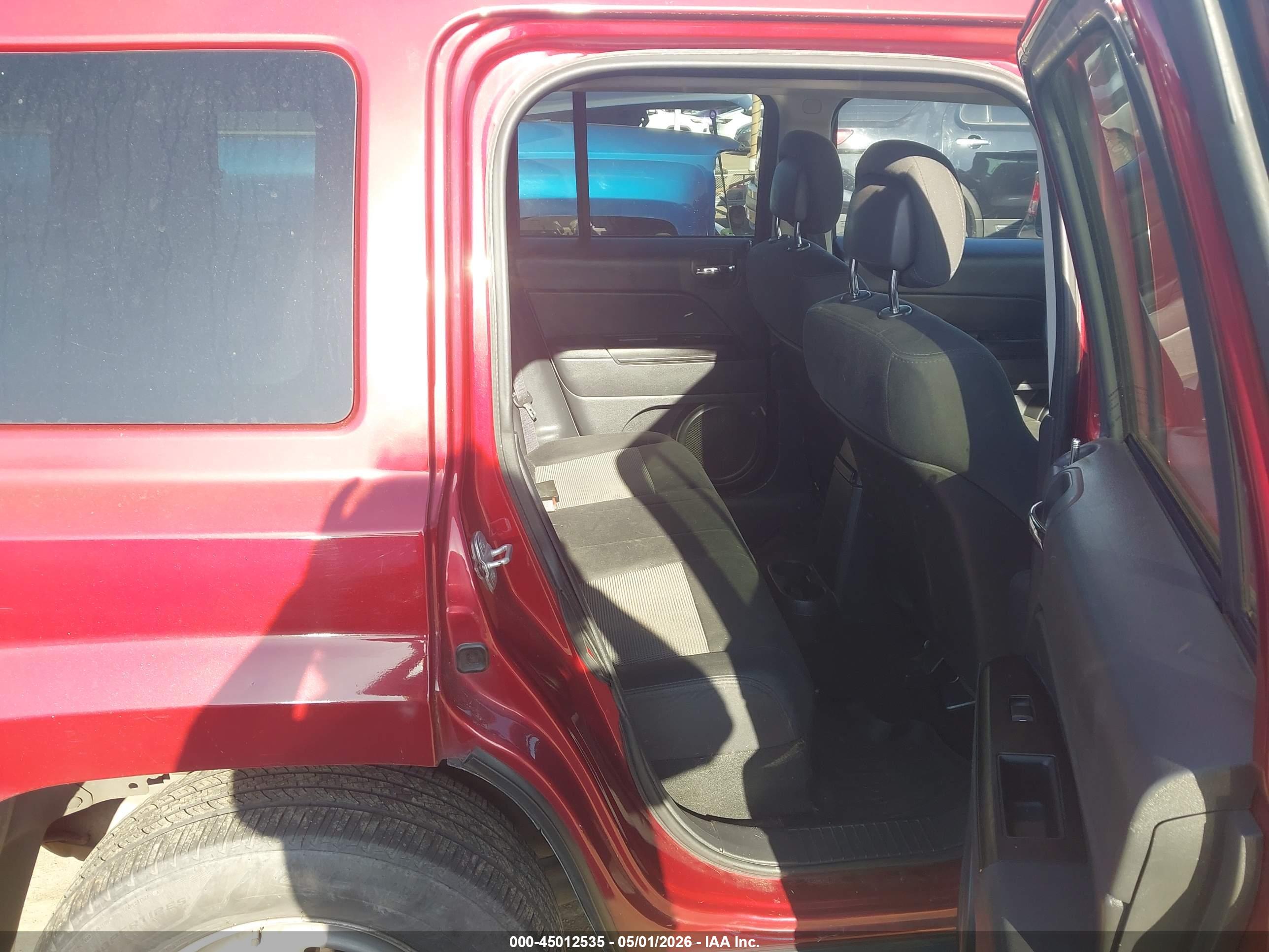 JEEP PATRIOT image 8