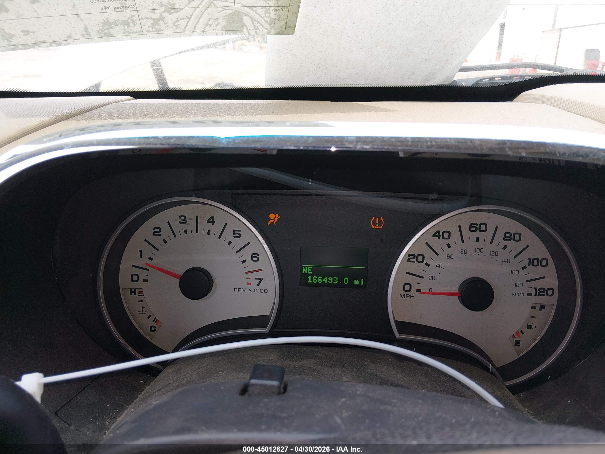 FORD EXPLORER image 7