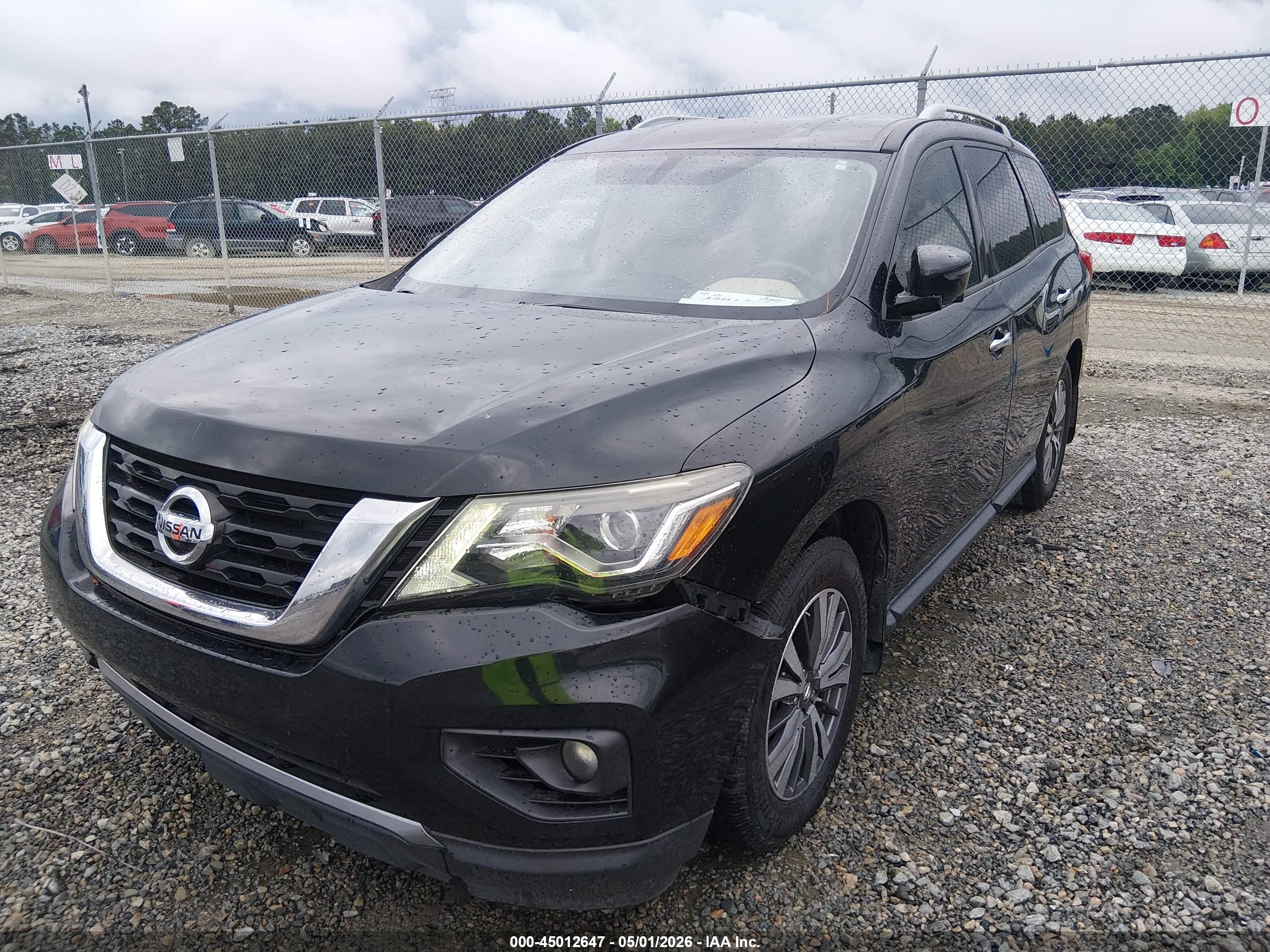 NISSAN PATHFINDER image 2