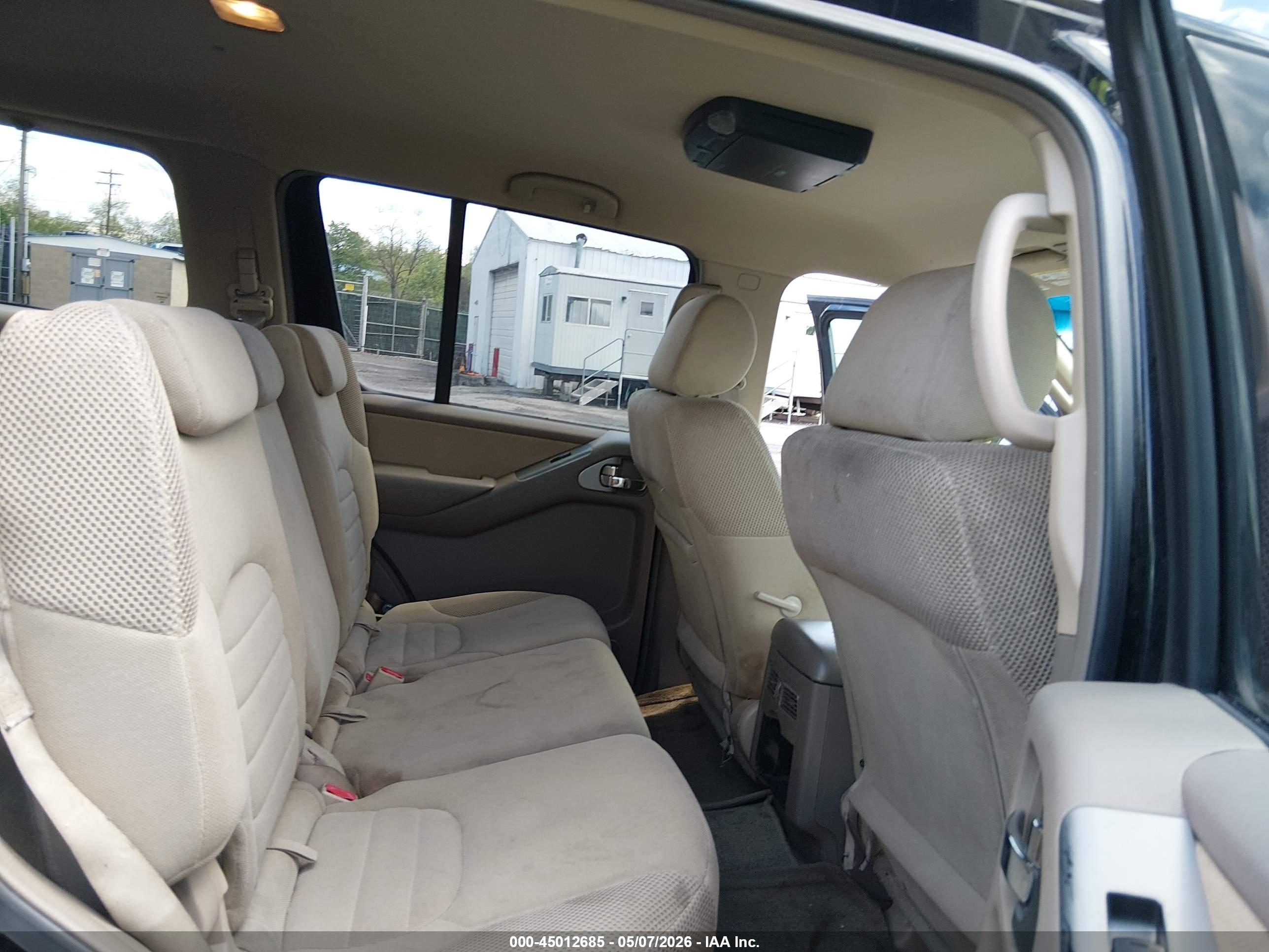 NISSAN PATHFINDER image 8