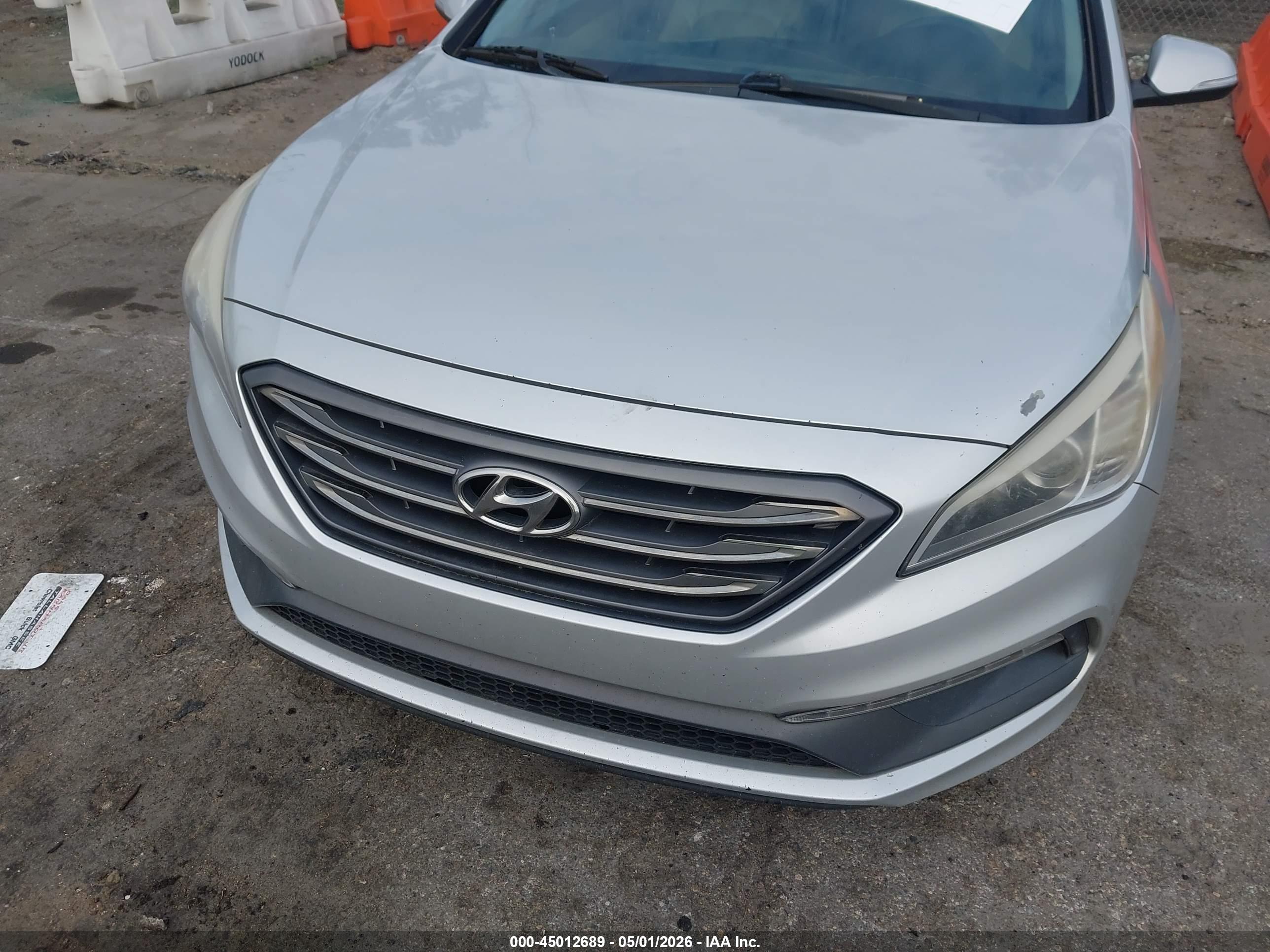 HYUNDAI SONATA image 6