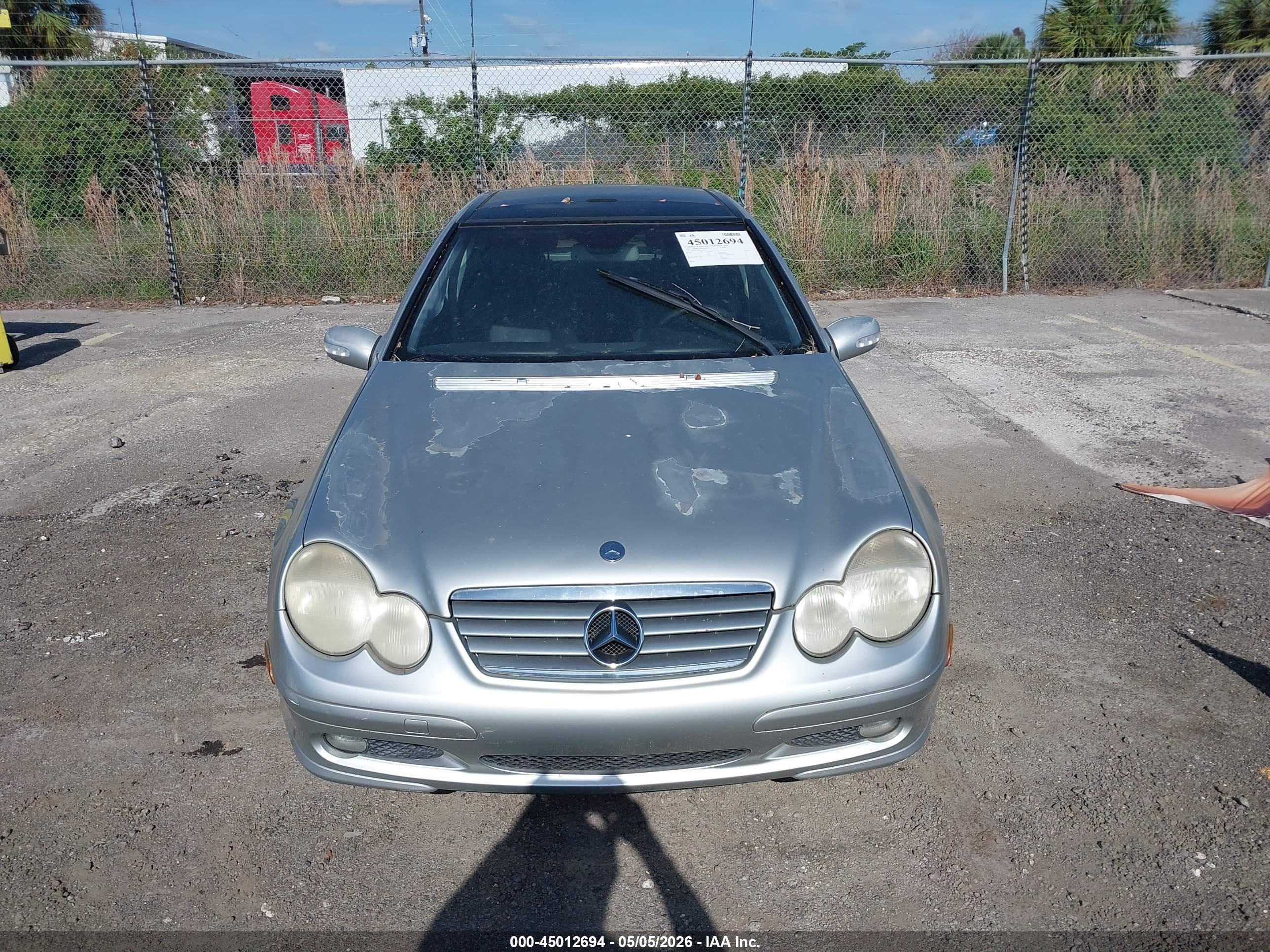 MERCEDES-BENZ C image 6