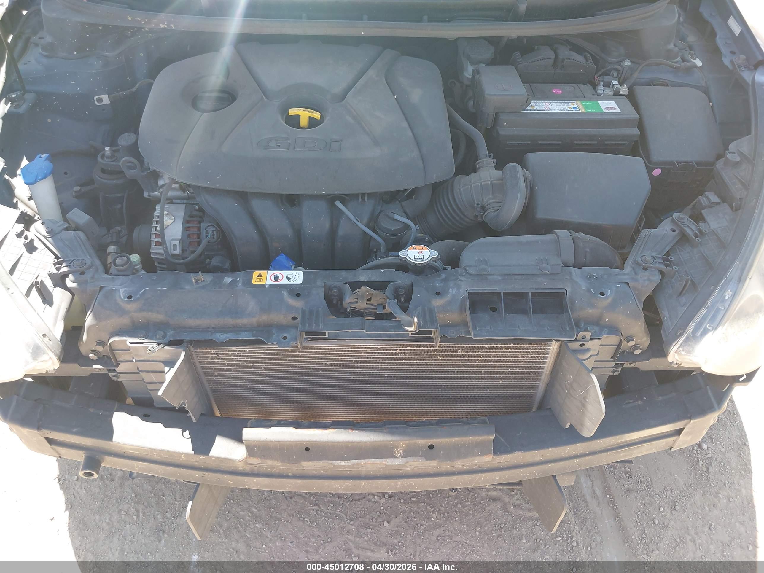 HYUNDAI ELANTRA image 10