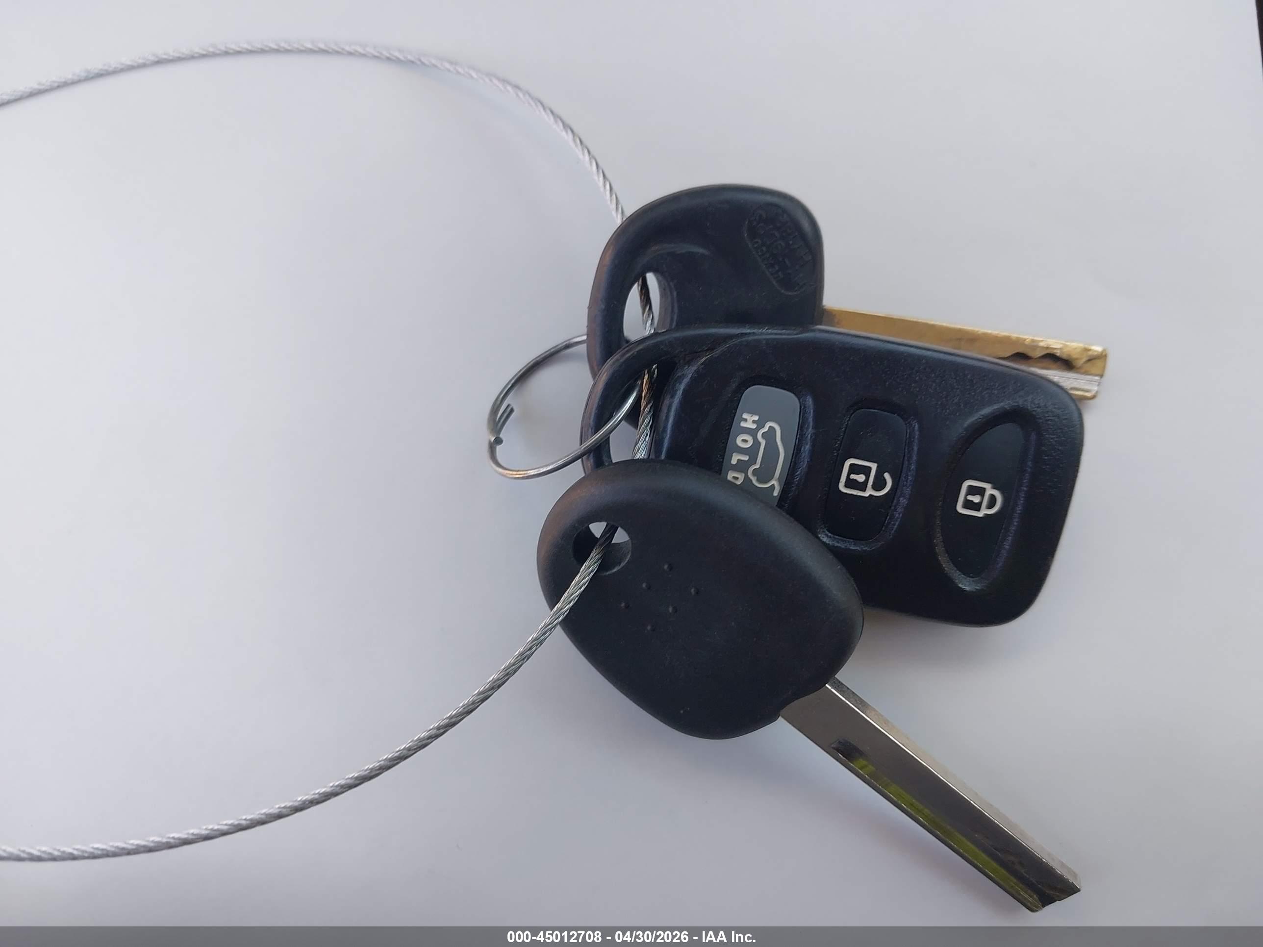 HYUNDAI ELANTRA image 11