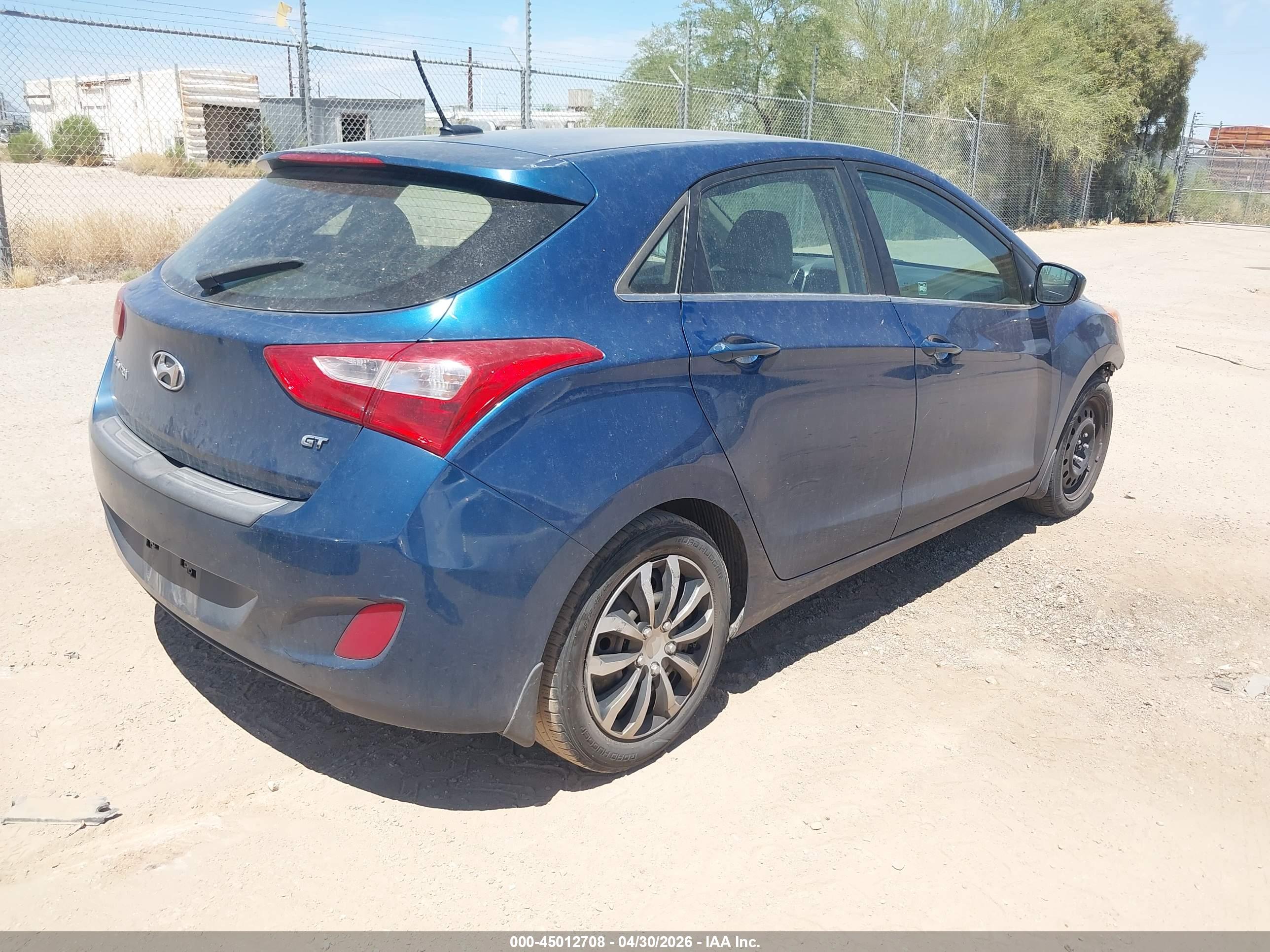 HYUNDAI ELANTRA image 4