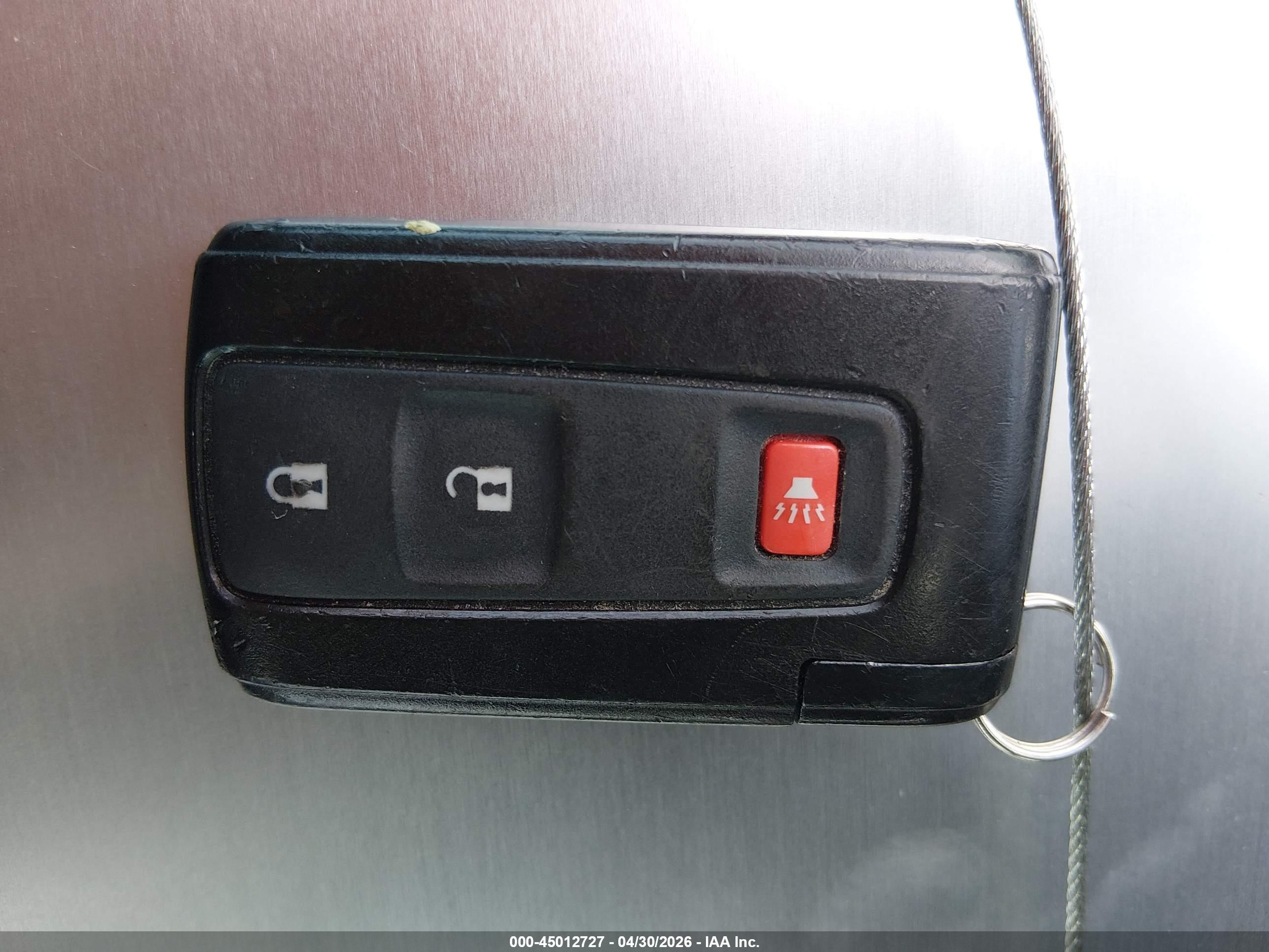 TOYOTA PRIUS image 11