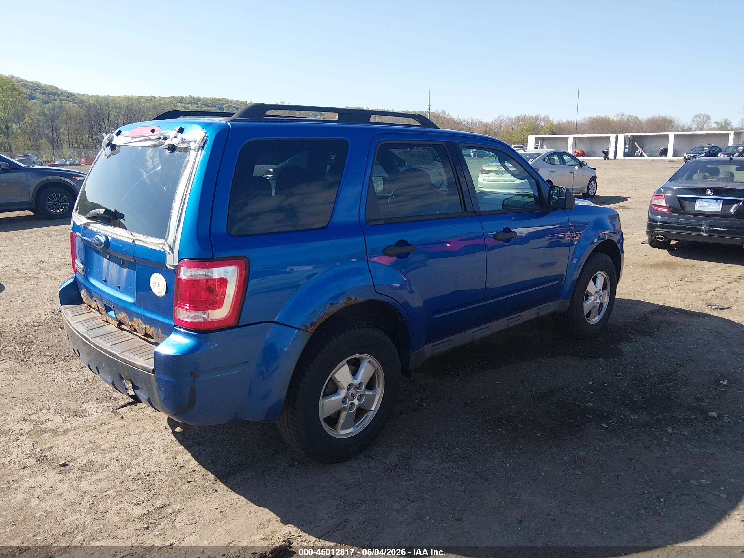 FORD ESCAPE image 4