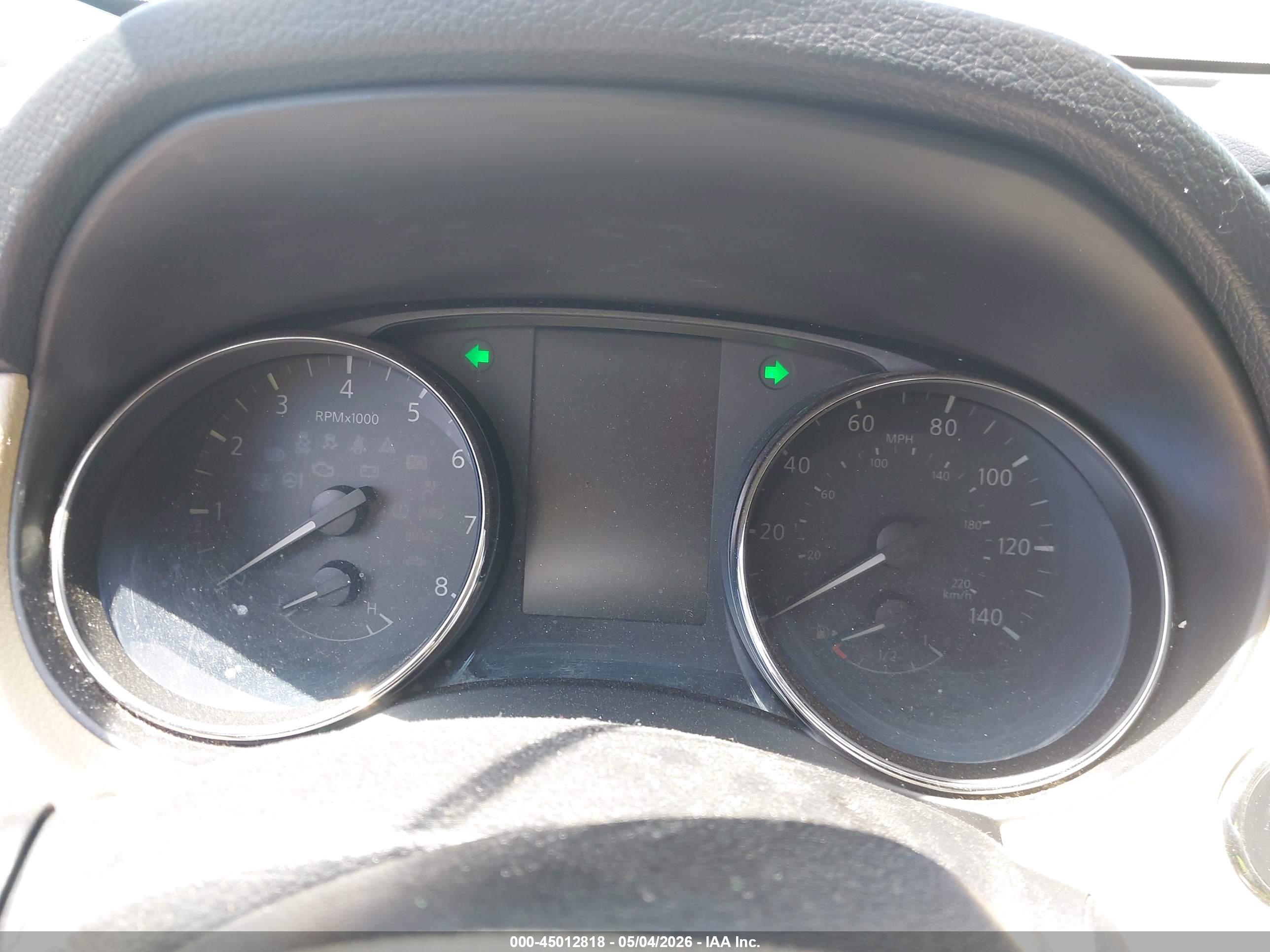 NISSAN ROGUE image 7