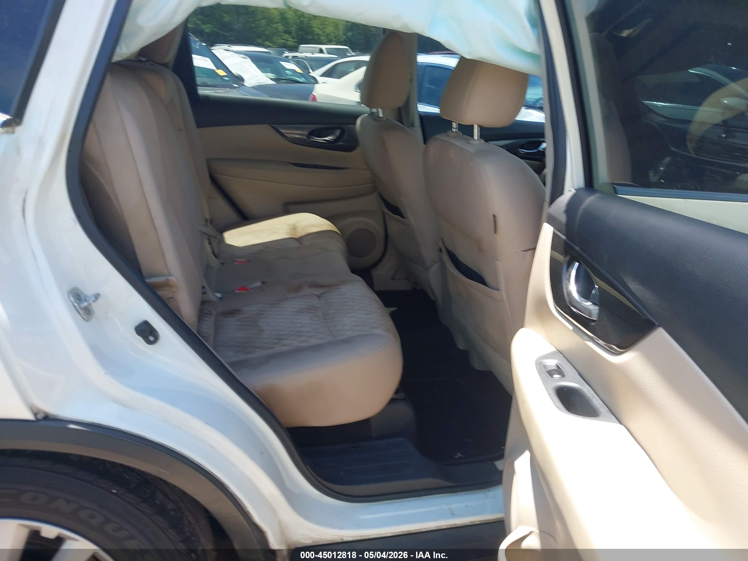NISSAN ROGUE image 8