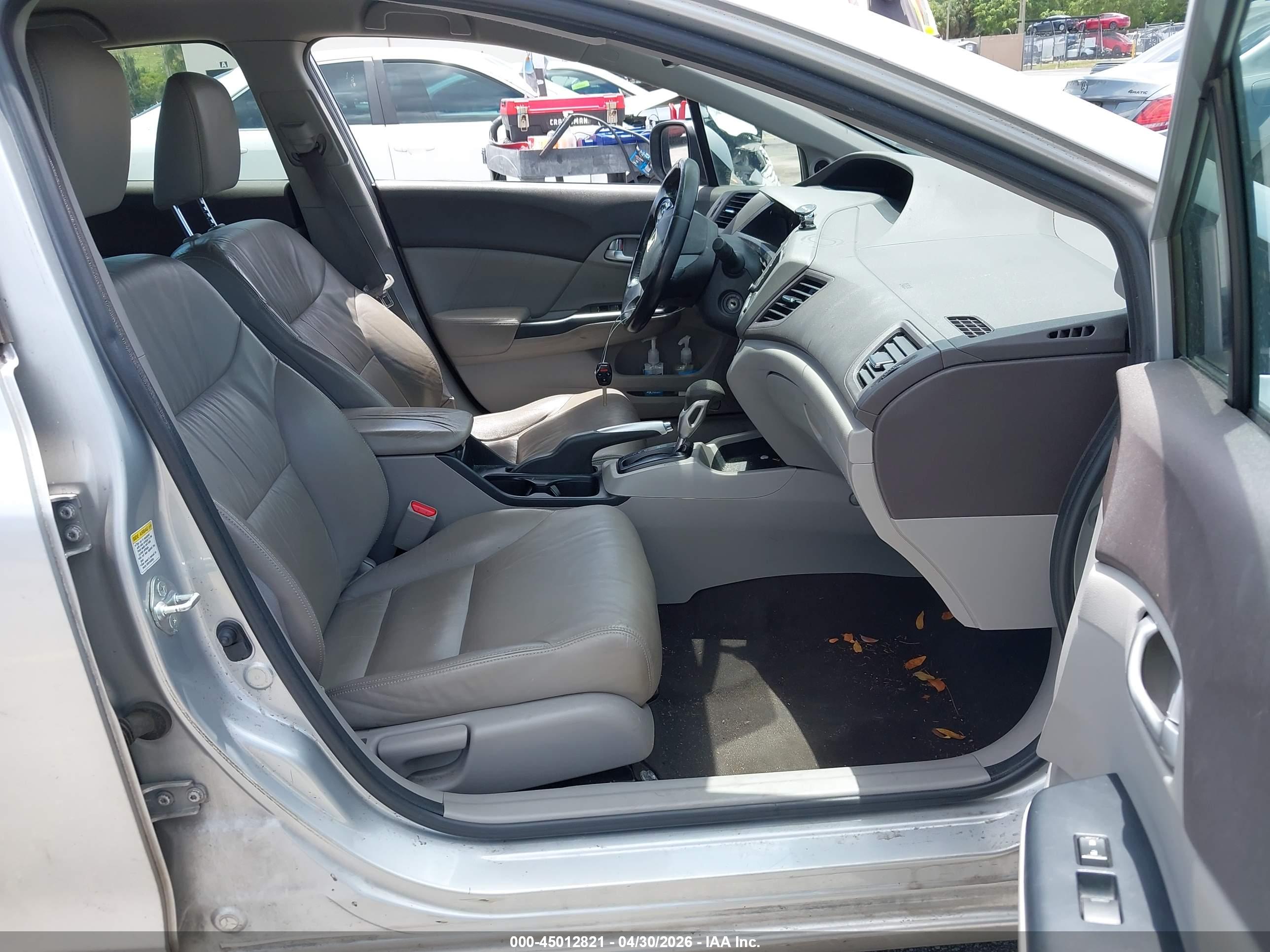 HONDA CIVIC image 5
