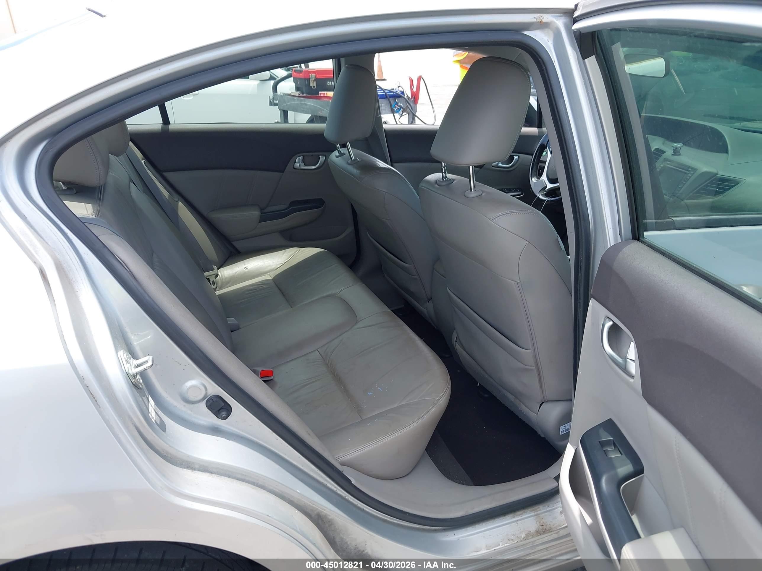 HONDA CIVIC image 8